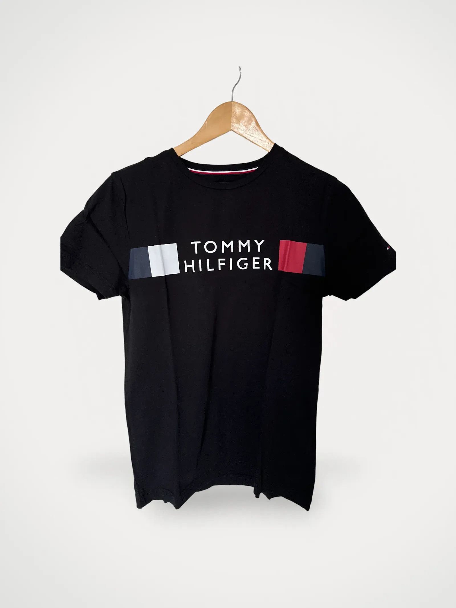 Tommy Hilfiger Tommy Hilfiger T-shirt Size US S / EU 44-46 / 1 - 1 Thumbnail