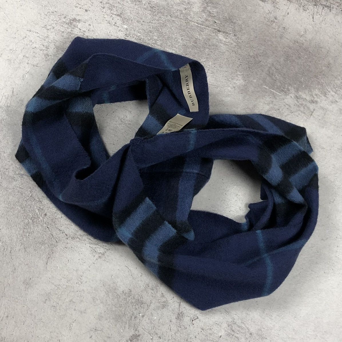 Burberry Burberry Cashmere Snood Scarf Tube Muffler Size ONE SIZE - 2 Thumbnail