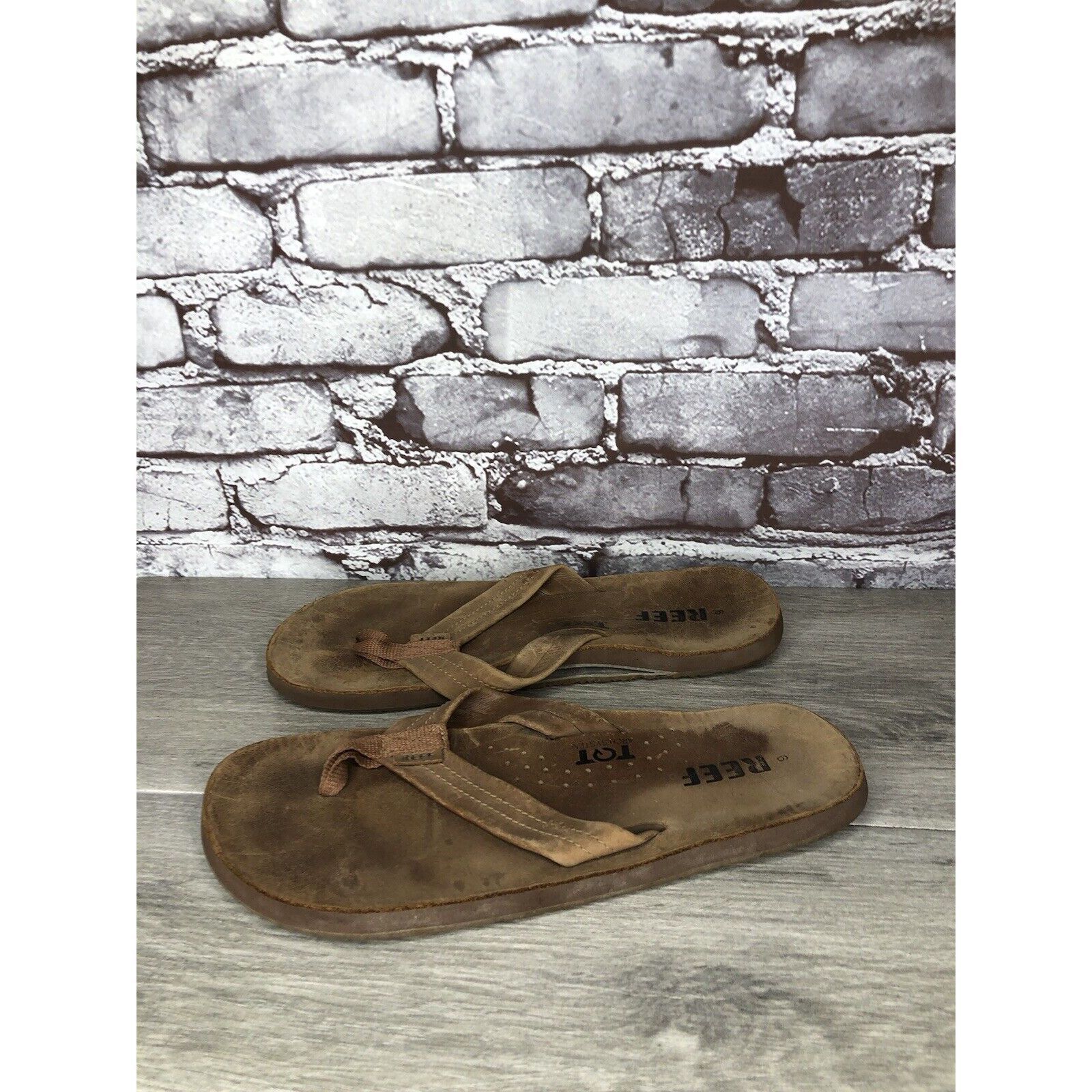 REEF Reef TQT Brown Leather Bottle Opener Beach Flip Flops Sandal Size US 9 / EU 42 - 16 Thumbnail