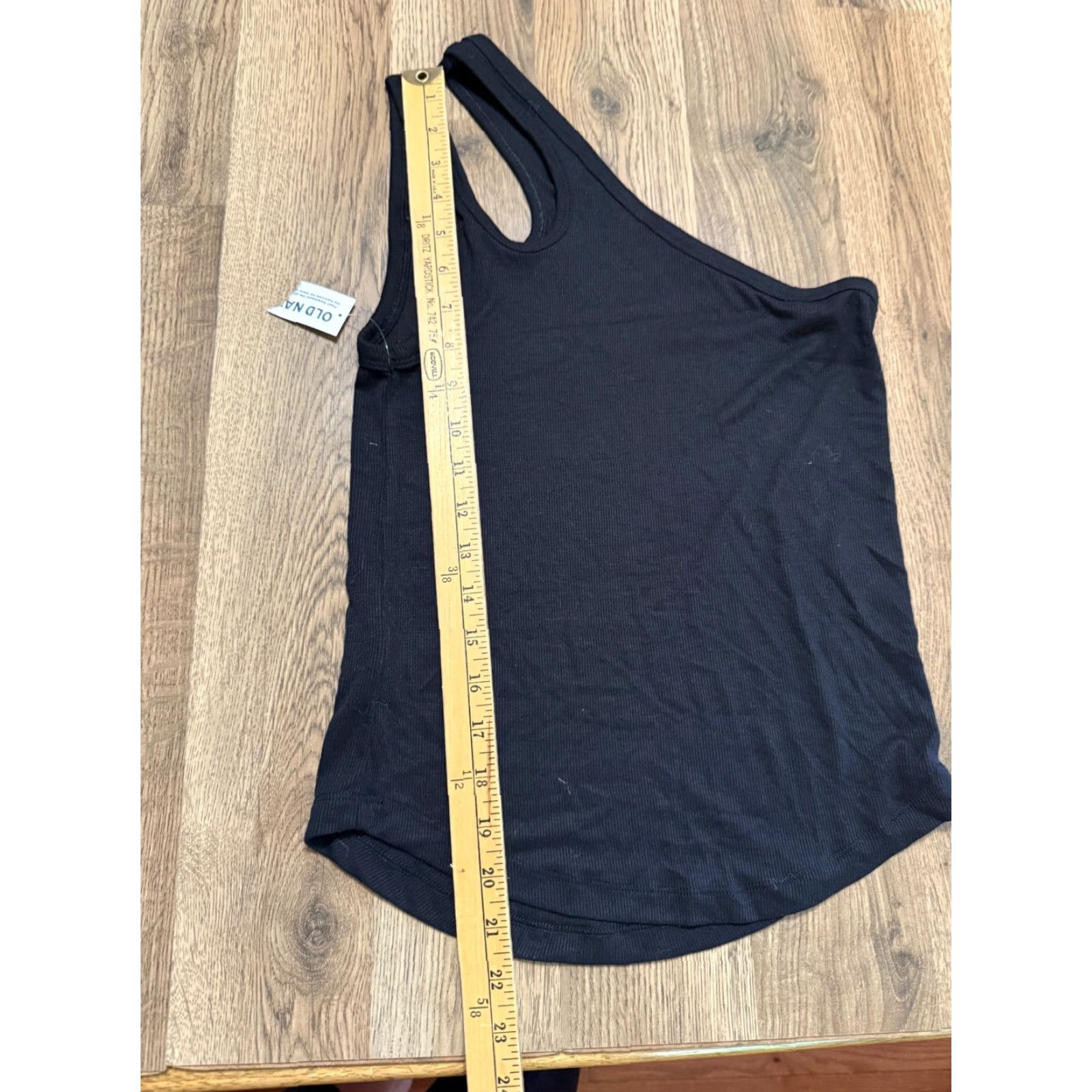 Old Navy Old Navy Tank Shirt Women Small Black Ultralite Go Dry One Shoulder Casual Basic Modern Size S / US 4 / IT 40 - 5 Thumbnail