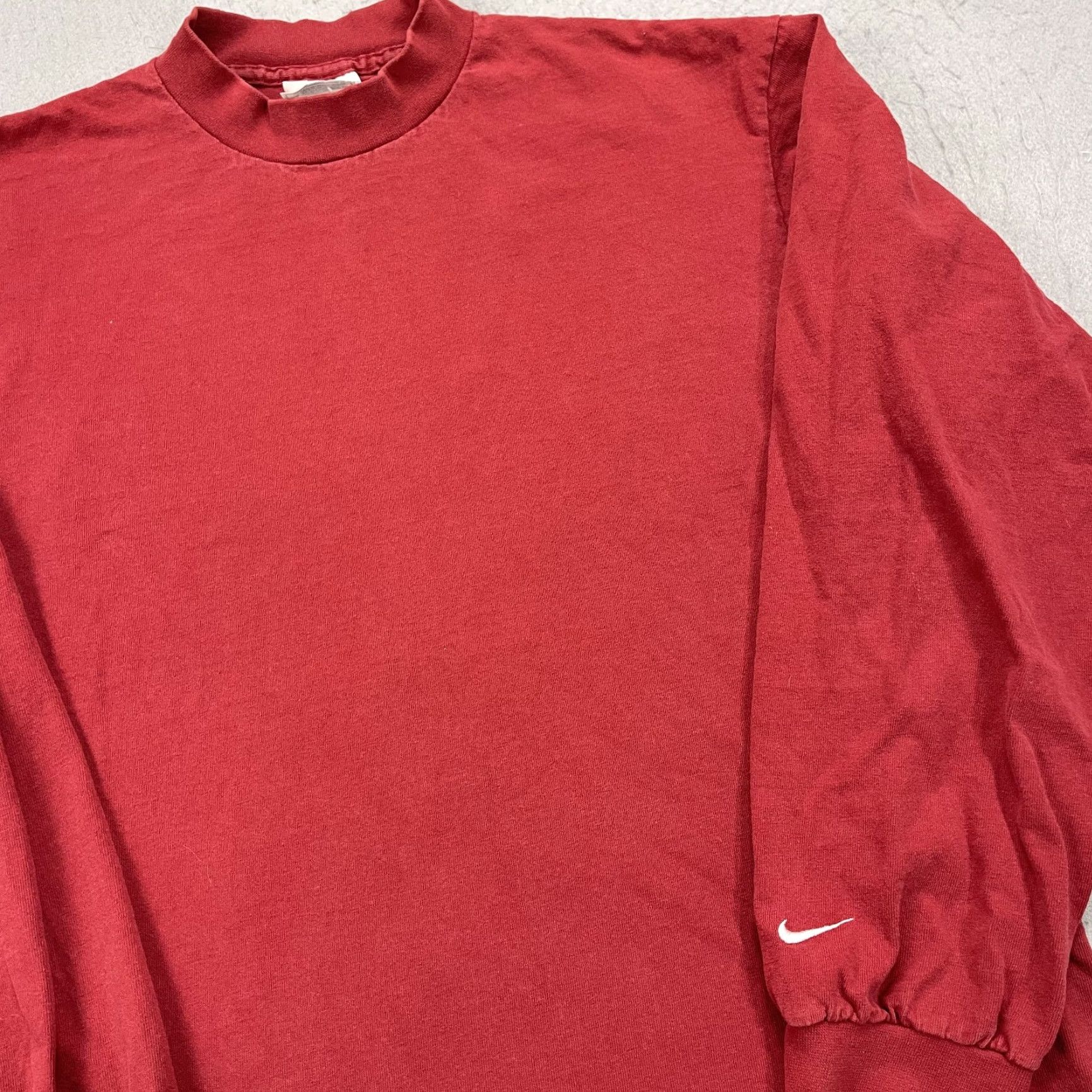 Nike VINTAGE Nike Shirt Mens Large Red Sunday Tiger Woods Golf Mock Neck Tee Logo 90s Size US L / EU 52-54 / 3 - 3 Thumbnail