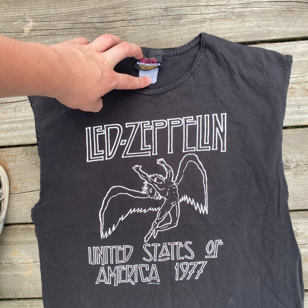 Led Zeppelin × Vintage Vintage Led Zeppelin 1977 United States of America Tour T S Size L / US 10 / IT 46 - 4 Thumbnail