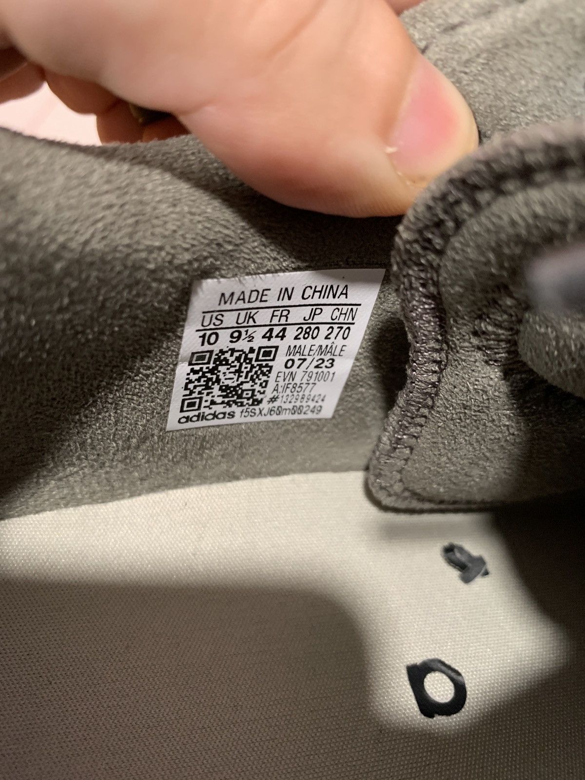 Adidas Adidas Ozweego TR Size US 10 / EU 43 - 6 Thumbnail