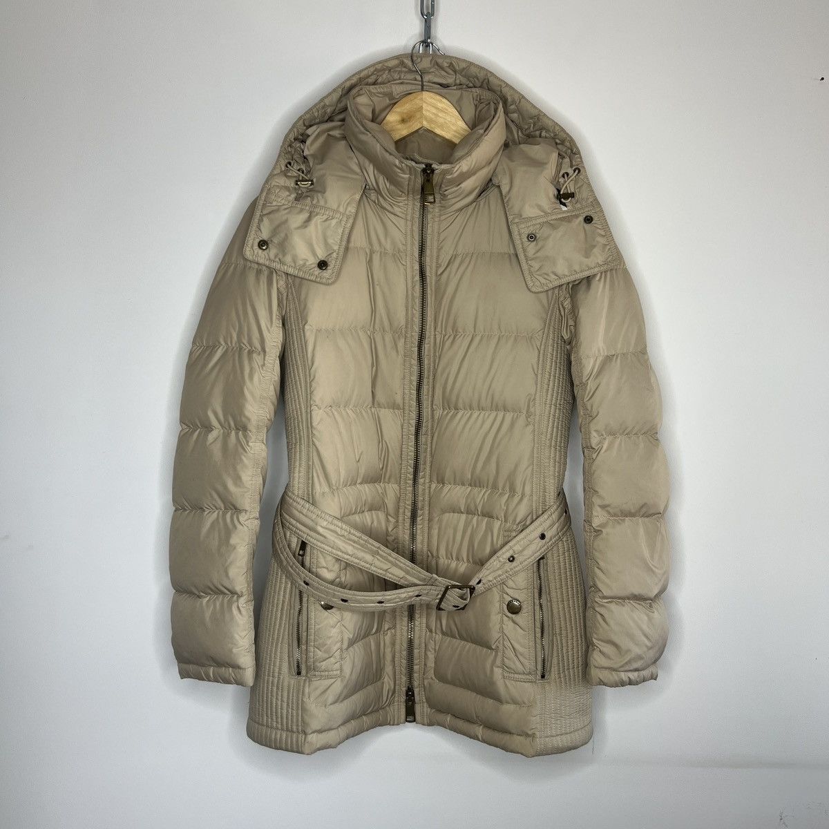 Burberry Burberry Puffer Down Jacket Hooded Nova Check Beige Belted Size M / US 6-8 / IT 42-44 - 1 Thumbnail