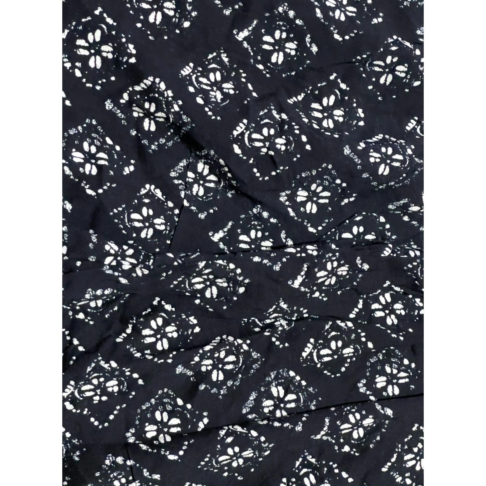 Mossimo Mossimo Shorts Women's Large Black White Floral Pull On Casual Size 36" / US 14 / IT 50 - 3 Thumbnail