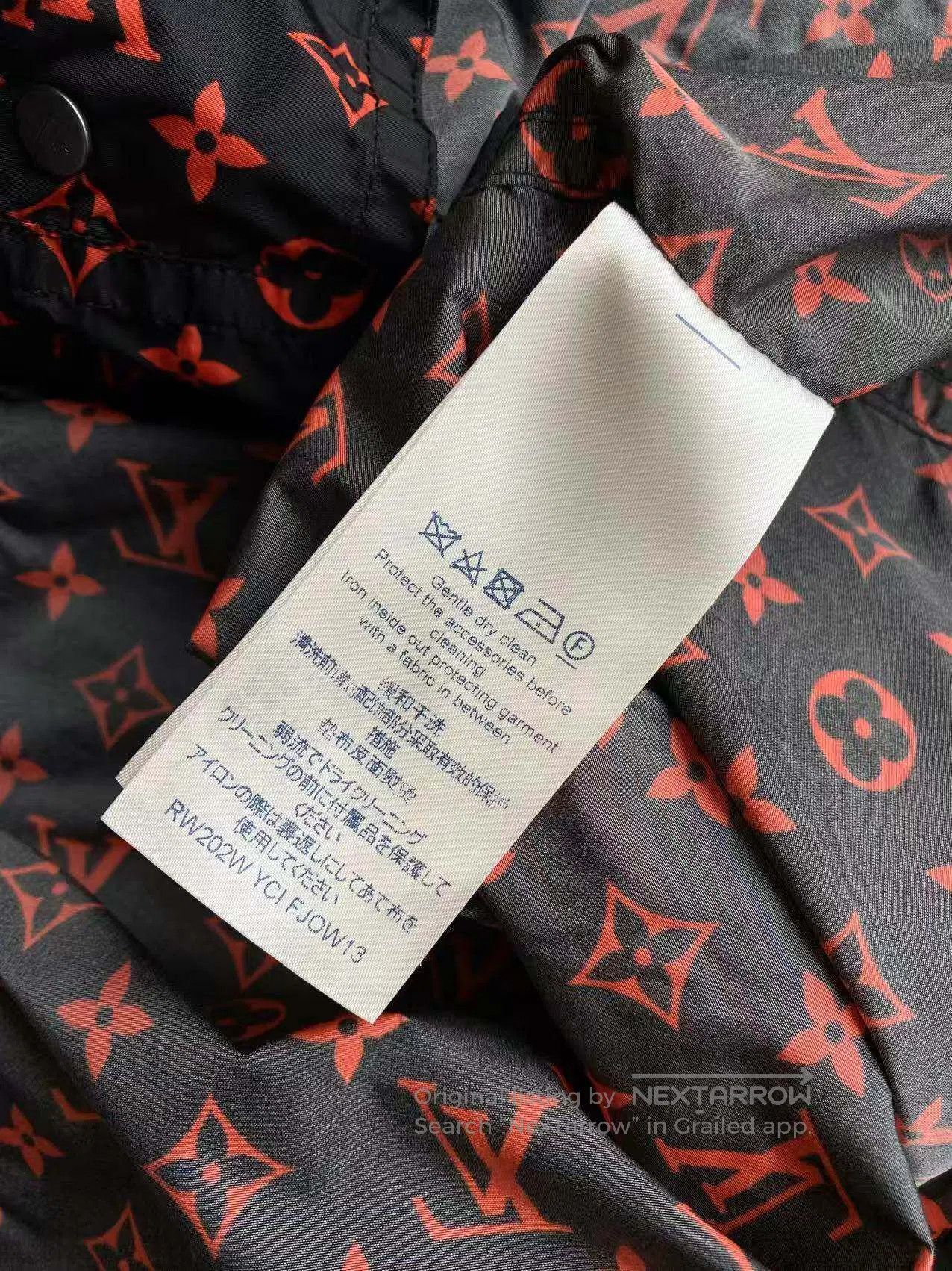 Louis Vuitton Louis Vuitton Black and red printed logo jacket| Size XXS / US 00 / IT 34 - 5 Thumbnail