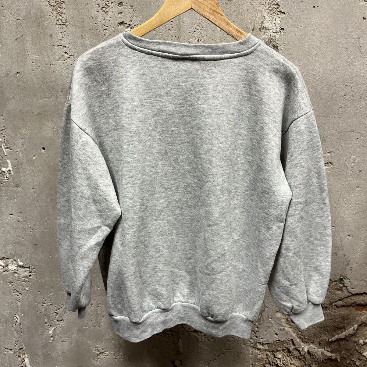 Vintage Vintage 90s Gray Guess Embroidered Logo Crewneck Sweatshirt Size US M / EU 48-50 / 2 - 5 Thumbnail