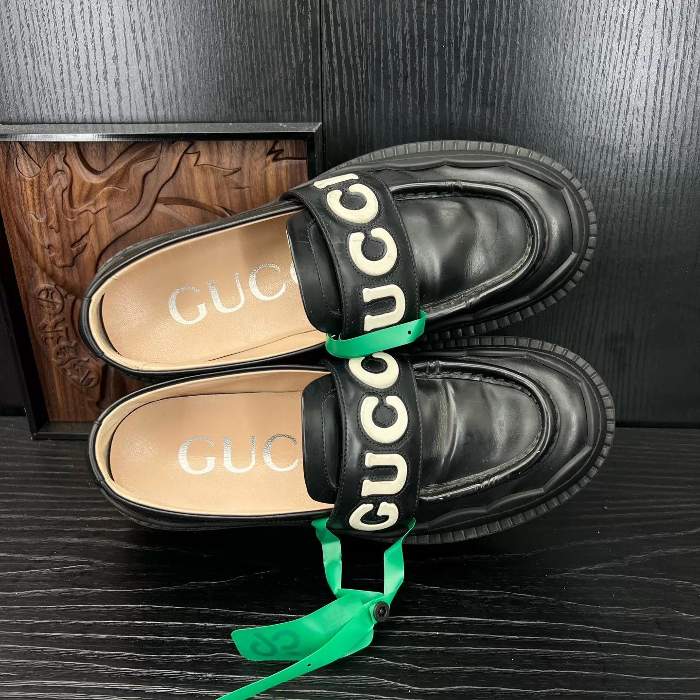 Gucci GUCCI Black Leather Loafers 39.5 Like New Original Box Size US 9 / IT 39 - 4 Thumbnail