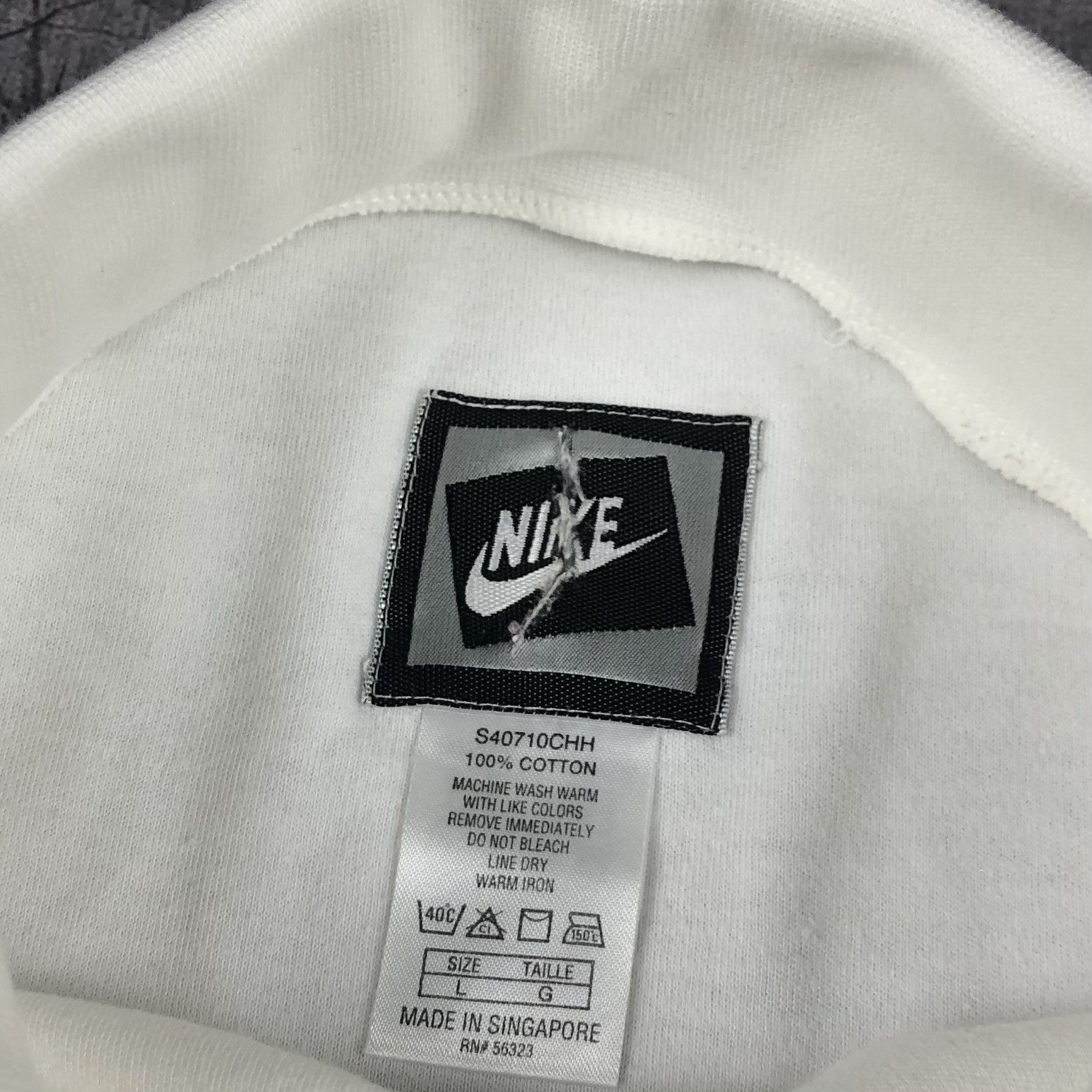 Nike Vintage 80s Nike Turtleneck Long-Sleeve Size US L / EU 52-54 / 3 - 3 Thumbnail
