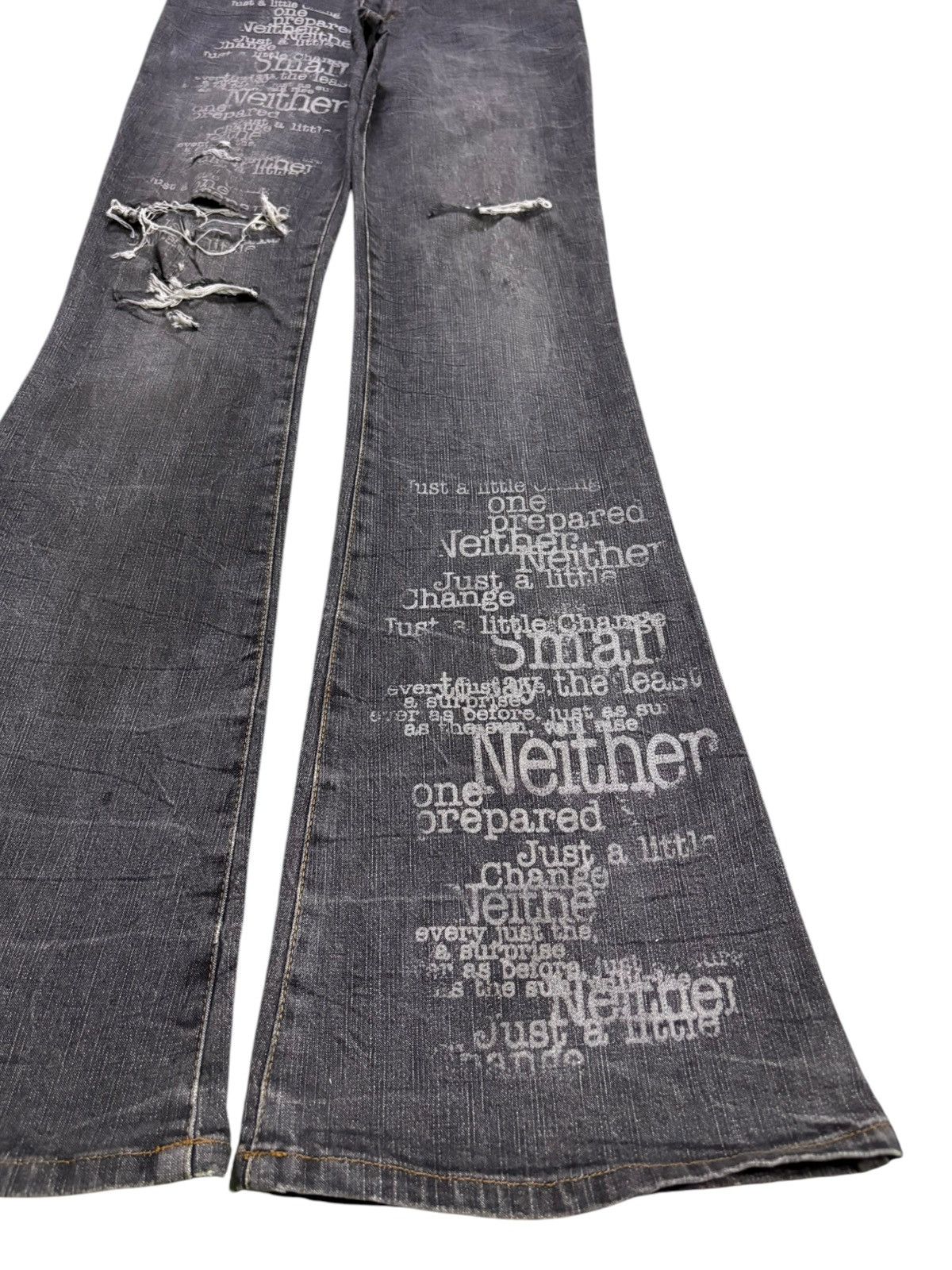 Japanese Brand Vintage Japanese Brand Printed Distressed Flare Jeans Size US 28 / EU 44 - 7 Thumbnail