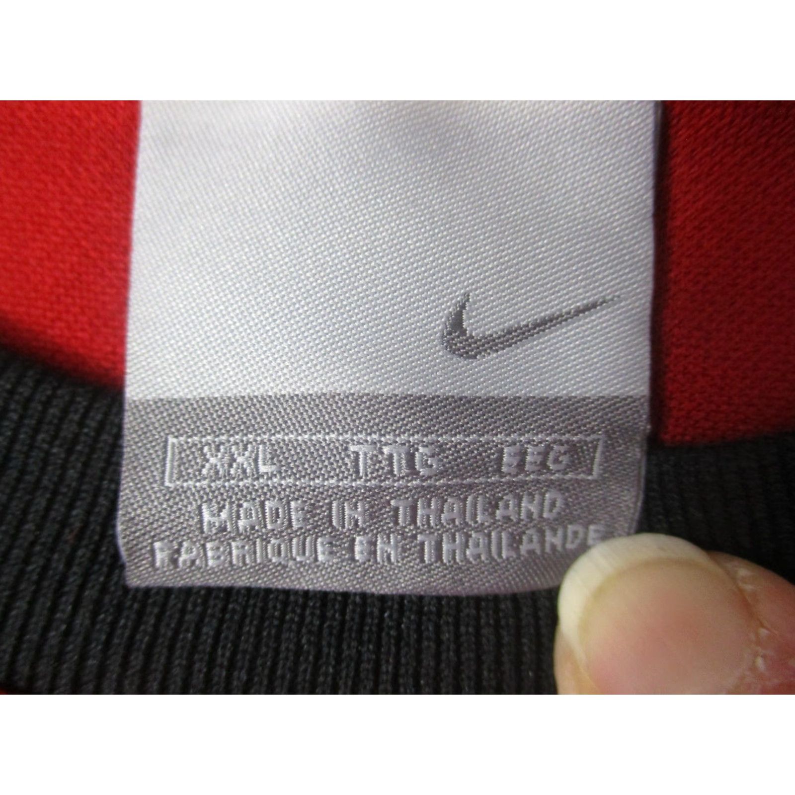 Nike VINTAGE Nike Sphere 90s Shirt 2XL Red Mens T-Shirt 90s Training F41204HIT Size US XXL / EU 58 / 5 - 6 Thumbnail