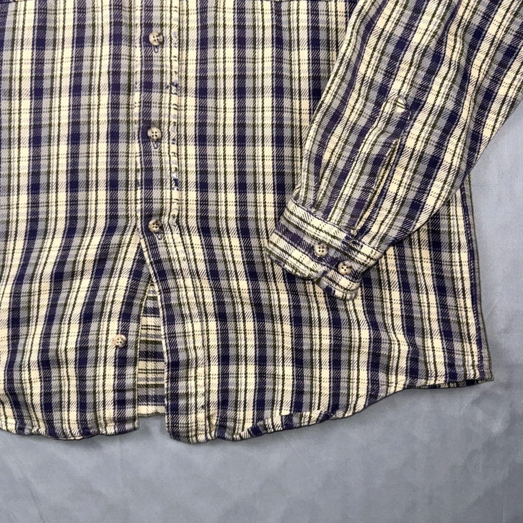 Carhartt Carhartt Shirt Mens Large Blue Plaid Flannel Button Front Long Sleeve Casual Size US L / EU 52-54 / 3 - 4 Thumbnail