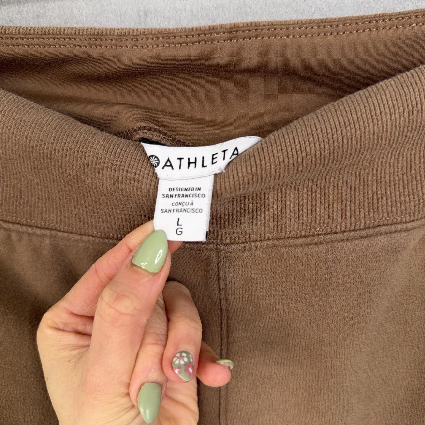 Athleta Athleta Pants Womens Large Brown Fleece Wide Leg Snap Ankle Zip Pockets Cozy Size 36" / US 14 / IT 50 - 6 Thumbnail