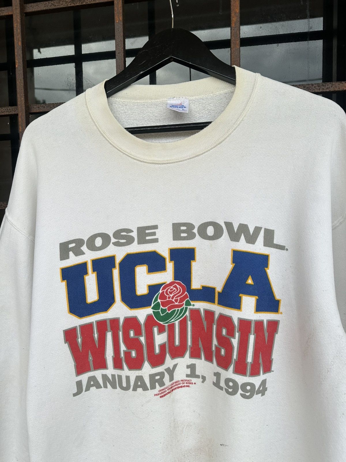 Vintage rare**Vintage 1994 Rose Bowl UCLA Wisconsin Crewneck Size US L / EU 52-54 / 3 - 5 Thumbnail