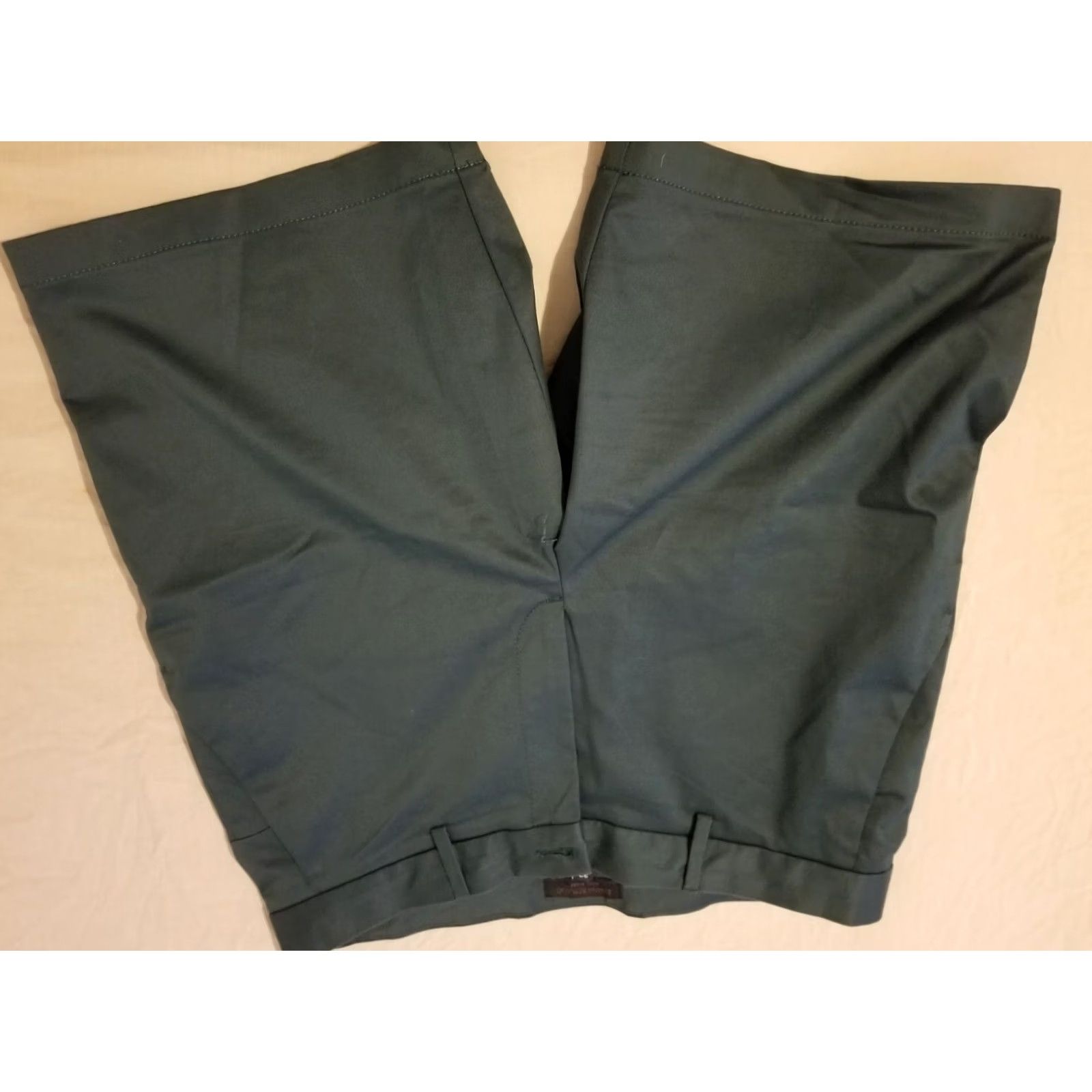 Banana Republic Mens Banana Republic Performance Shorts 32 Green Khaki Chino Stretch Size US 32 / EU 48 - 2 Thumbnail