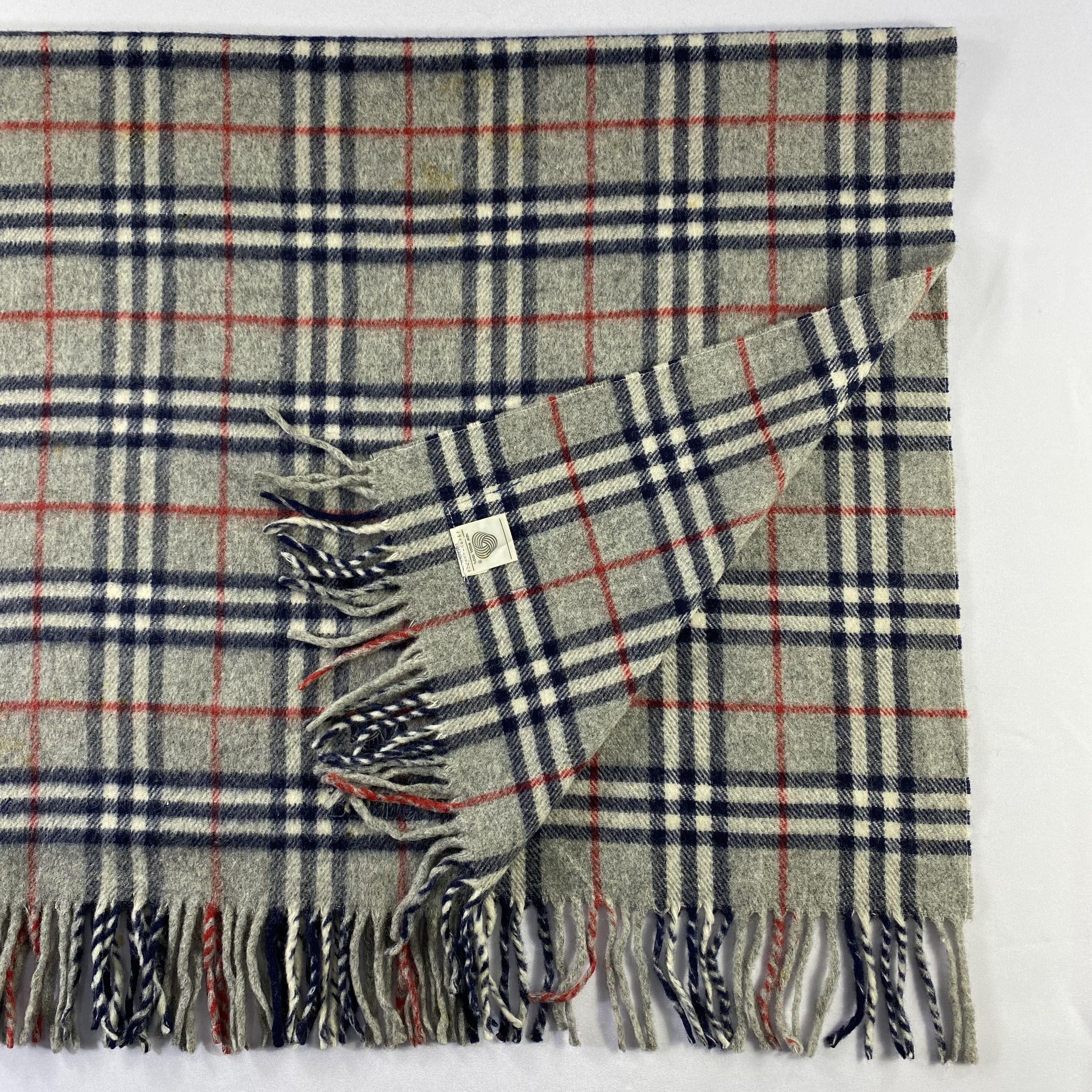 Burberry × Vintage Vintage Burberry Scarf Big Size Neck Wrap Wool Muffler Size ONE SIZE - 3 Thumbnail