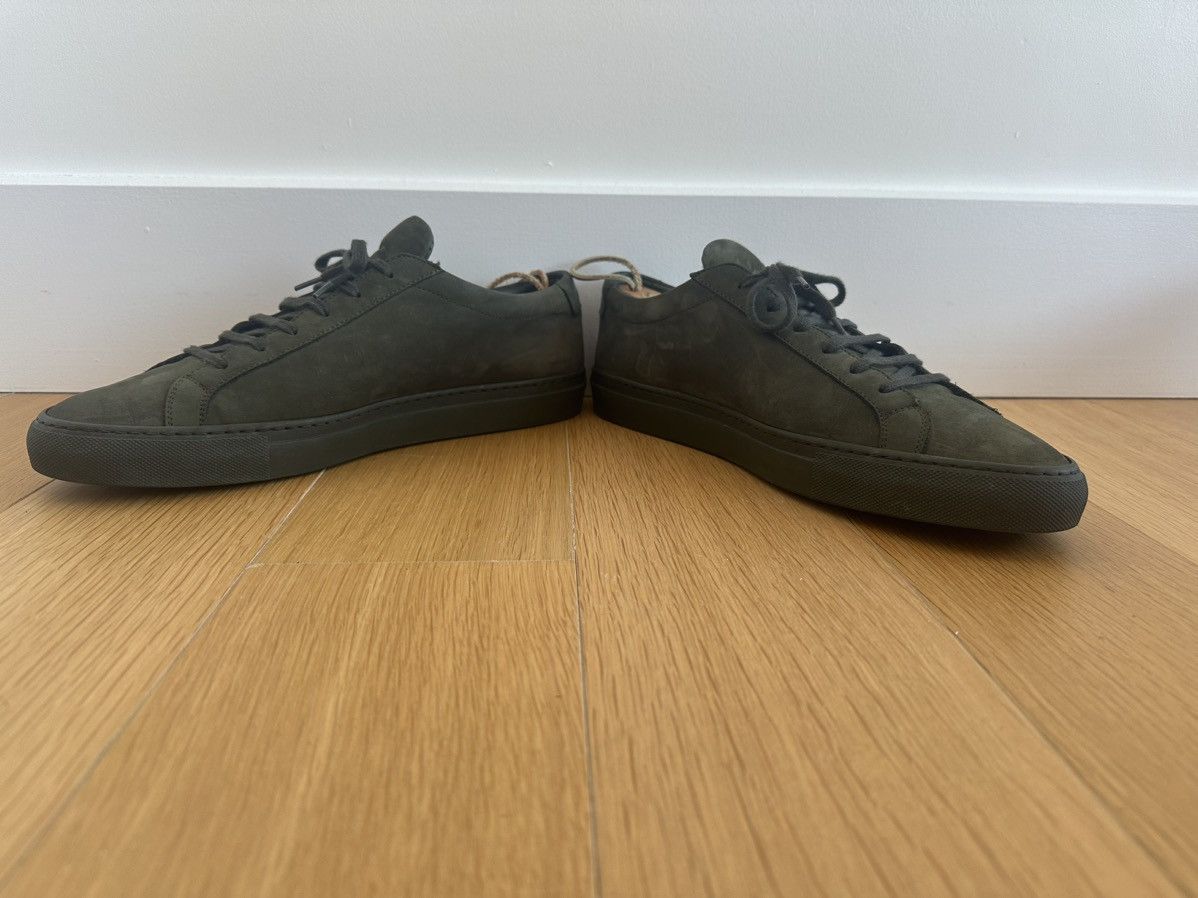 Common Projects Common Projects Achilles Low Sz 44 Dark Green Suede Size US 11 / EU 44 - 3 Thumbnail