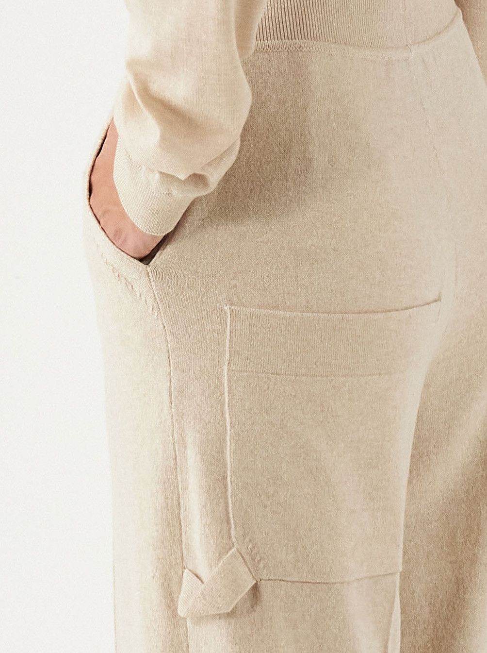 Loro Piana o1srvl11e1224 Plain Knit Cashmere Trouser in Beige Size 26" / US 2 / IT 38 - 3 Thumbnail