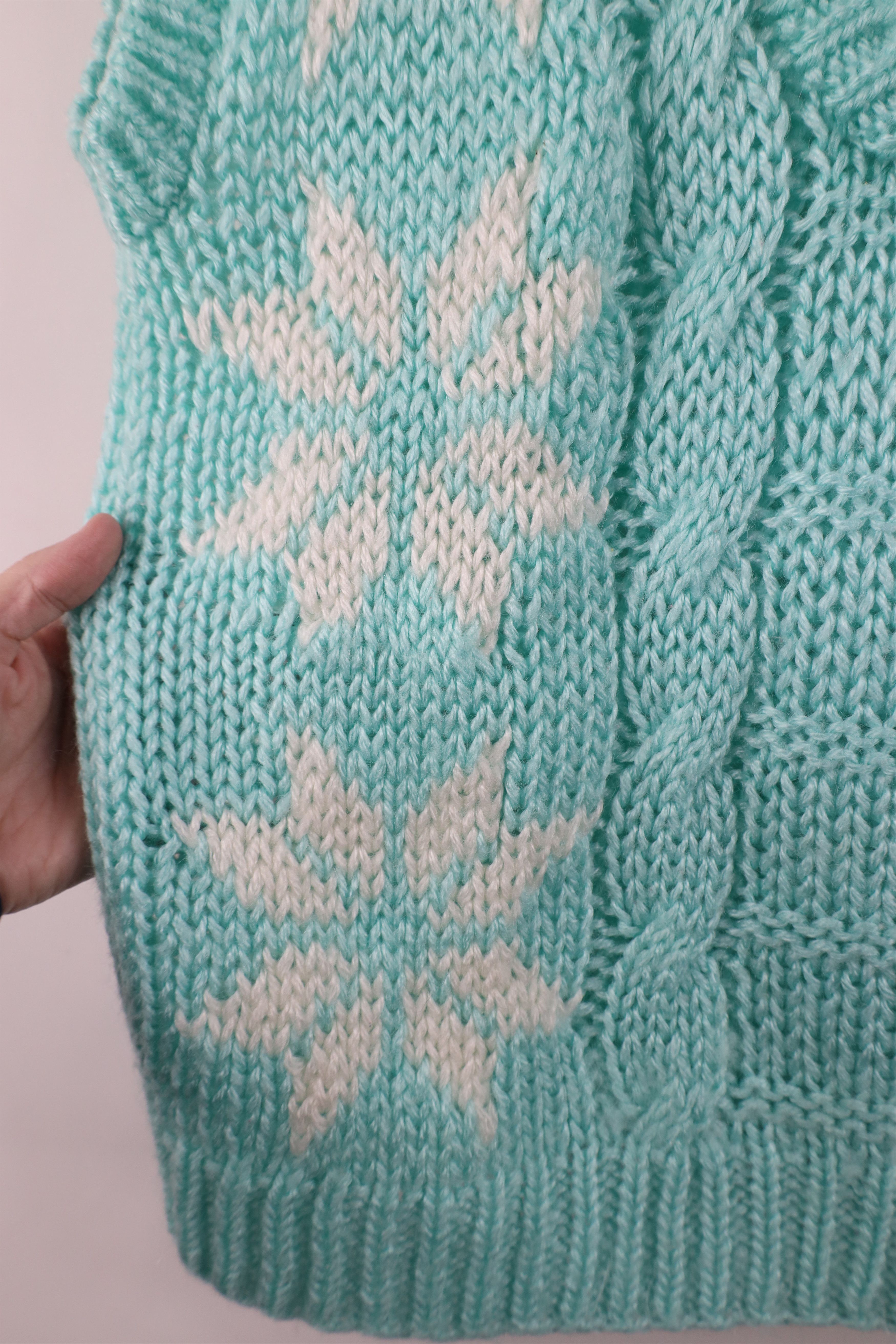 Vintage Vintage 80s Mid Mod Snowflake Cable Knit Sweater Vest Size M / US 6-8 / IT 42-44 - 7 Thumbnail