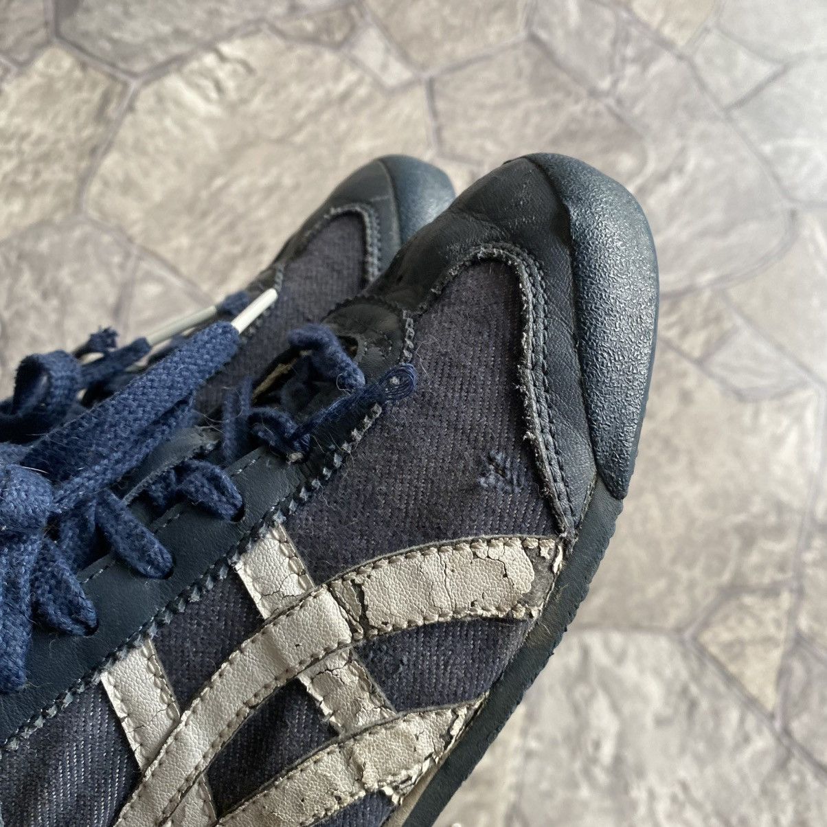 Asics Vintage Asics Onitsuka Tiger Mexico 66 Distressed Shoes Size US 5.5 / EU 38 - 5 Thumbnail
