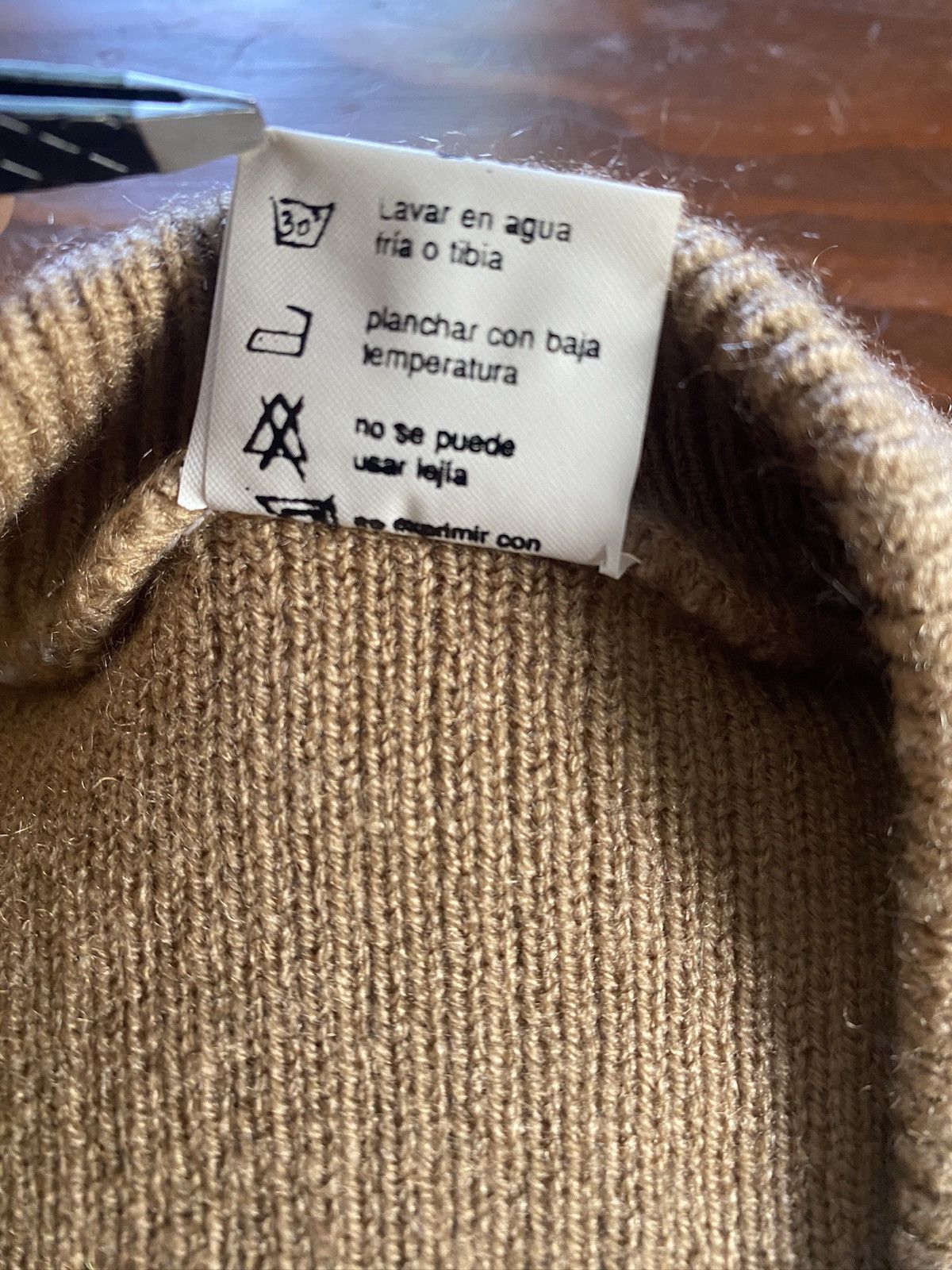 Vintage Vintage 70’s Elvis Dracon Ribbed Knit Cardigan Sweater Vest Size L / US 10 / IT 46 - 5 Thumbnail