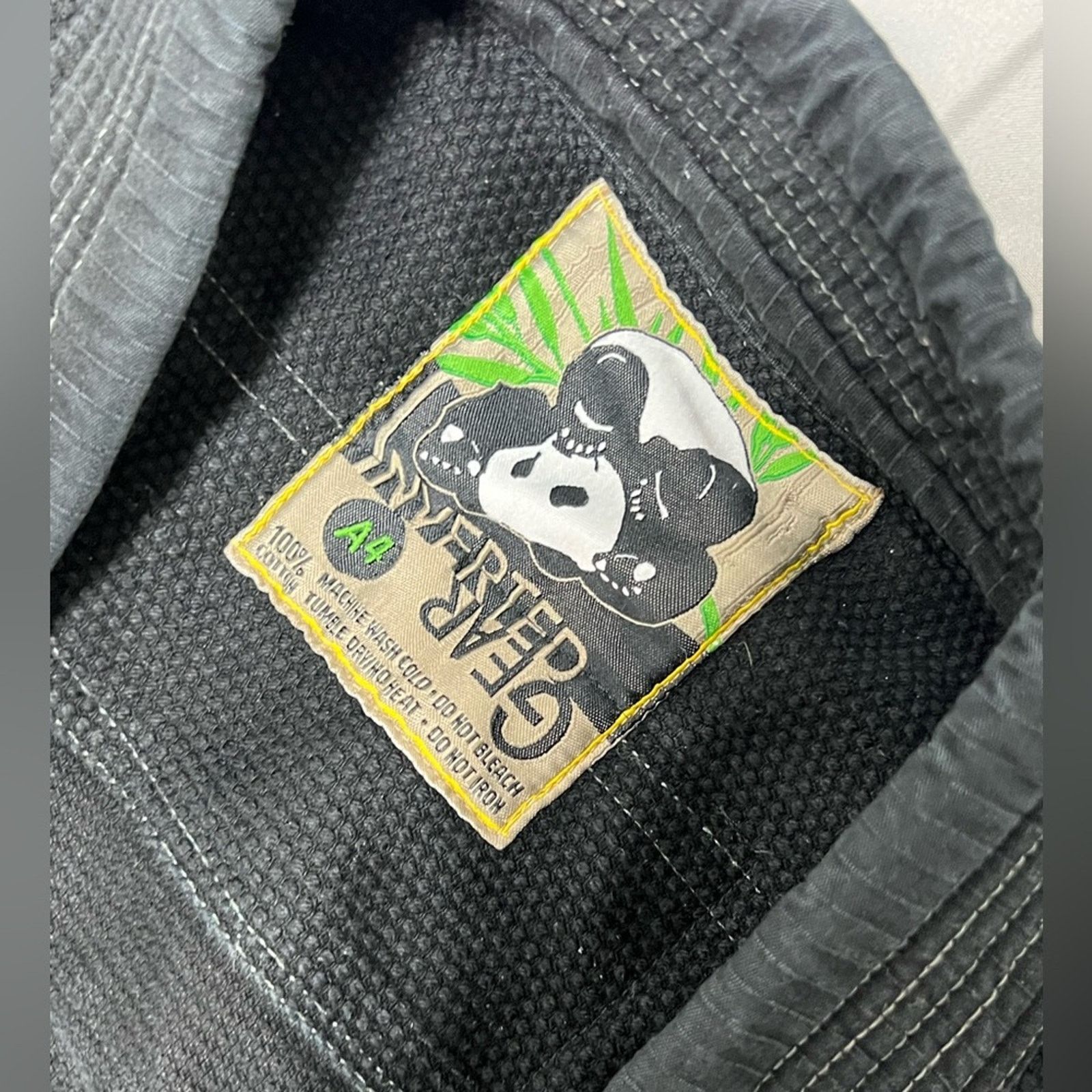 CMMAWEAR Inverted Gear BJJ Gi | Top Quality BJJ Kimono A4 DEADPOOL Size US L / EU 52-54 / 3 - 7 Thumbnail