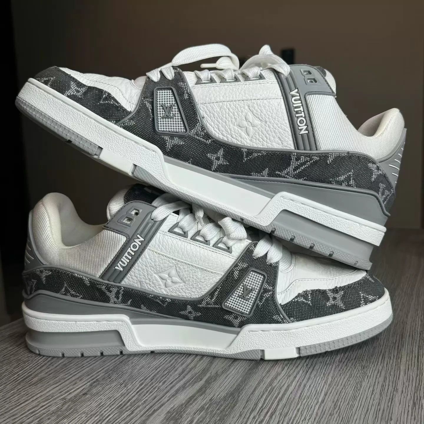 Louis Vuitton LOUIS VUITTON Trainer Gray & White Denim 42.5 95 New Size US 9.5 / EU 42-43 - 3 Thumbnail
