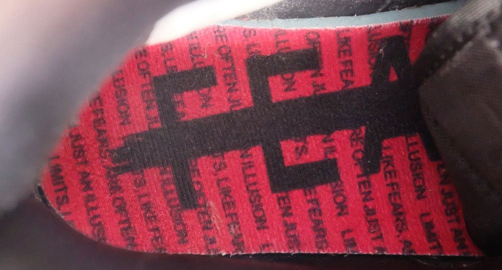 CLOT × Jordan Brand Nike Air Jordan 1 Mid x CLOT SE “Fearless” Edison Chen Size US 8 / EU 41 - 10 Thumbnail