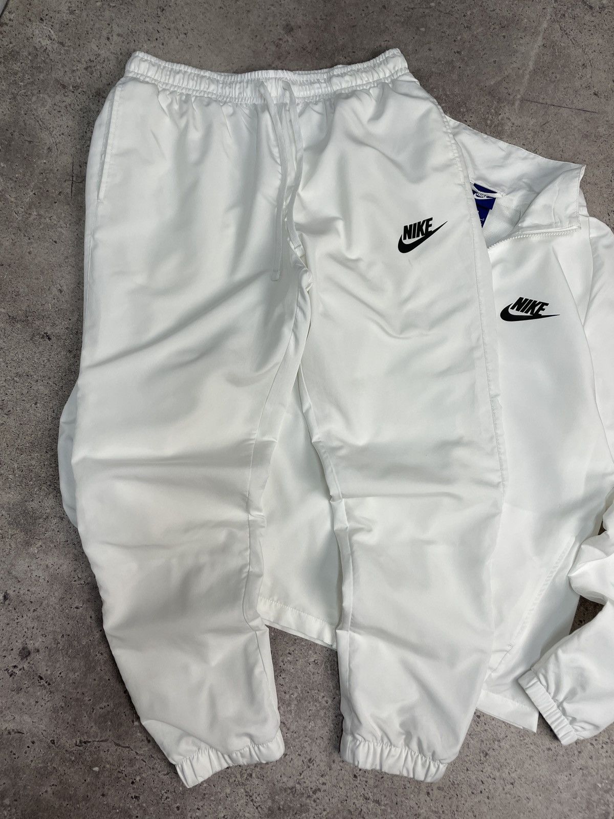 Nike Vintage Nike Tracksuit Nylon Jacket Pants Set Y2K Drill 00s Size US L / EU 52-54 / 3 - 7 Thumbnail