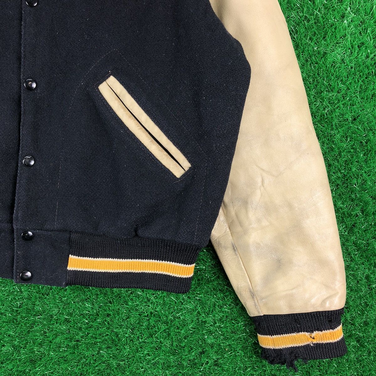 Dehen 1920 Vintage 90's Dehen 1920 Varsity Jacket Leather Sleeve Size US XL / EU 56 / 4 - 4 Thumbnail