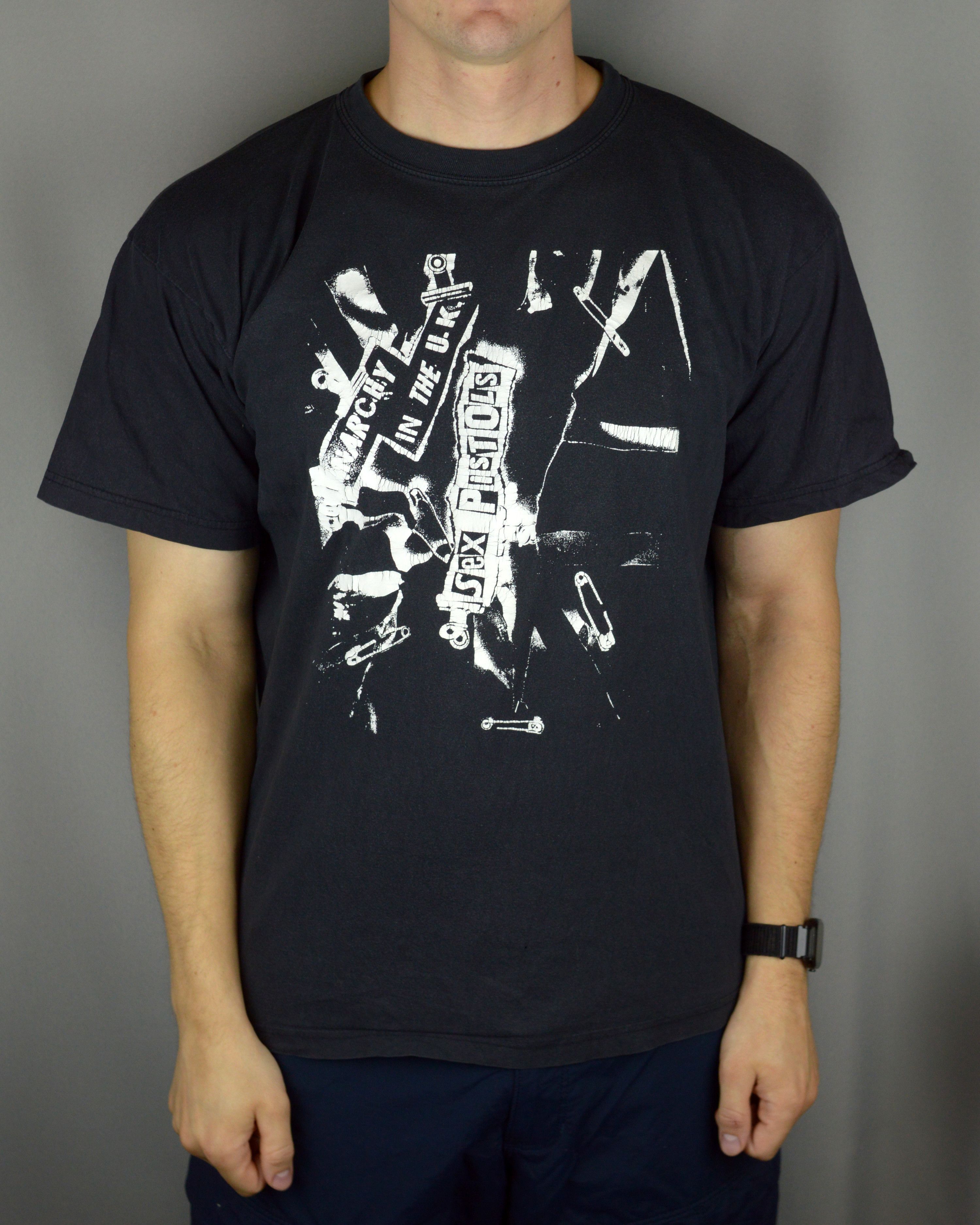 Vintage Vintage Sex pistols Anarchy in the UK t shirt Size US L / EU 52-54 / 3 - 1 Thumbnail