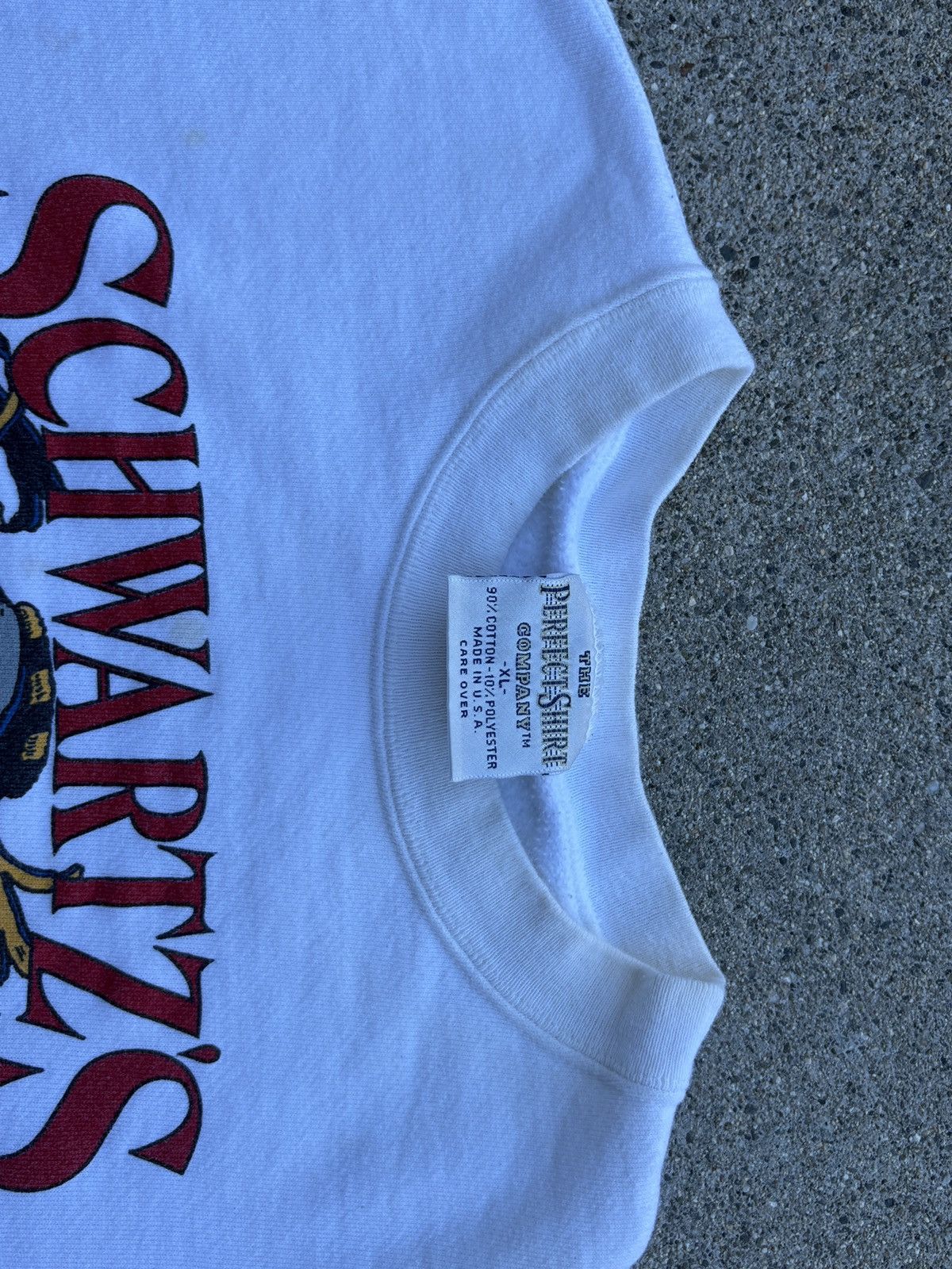 Hanes Vintage 1989 “Schwartz’s Biergarten” Germany Sweater Size L Size US XL / EU 56 / 4 - 8 Thumbnail