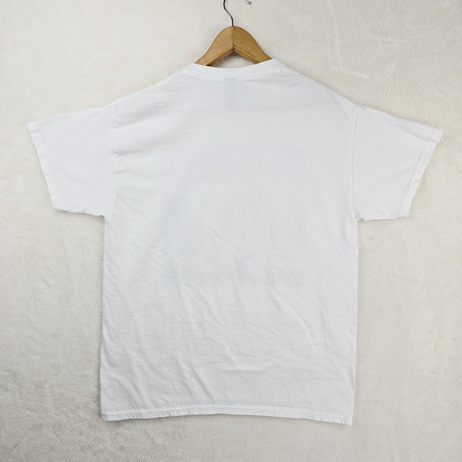 Gildan Chanel West Coat Shirt Mens Large White America's Sweetheart Size US L / EU 52-54 / 3 - 6 Thumbnail