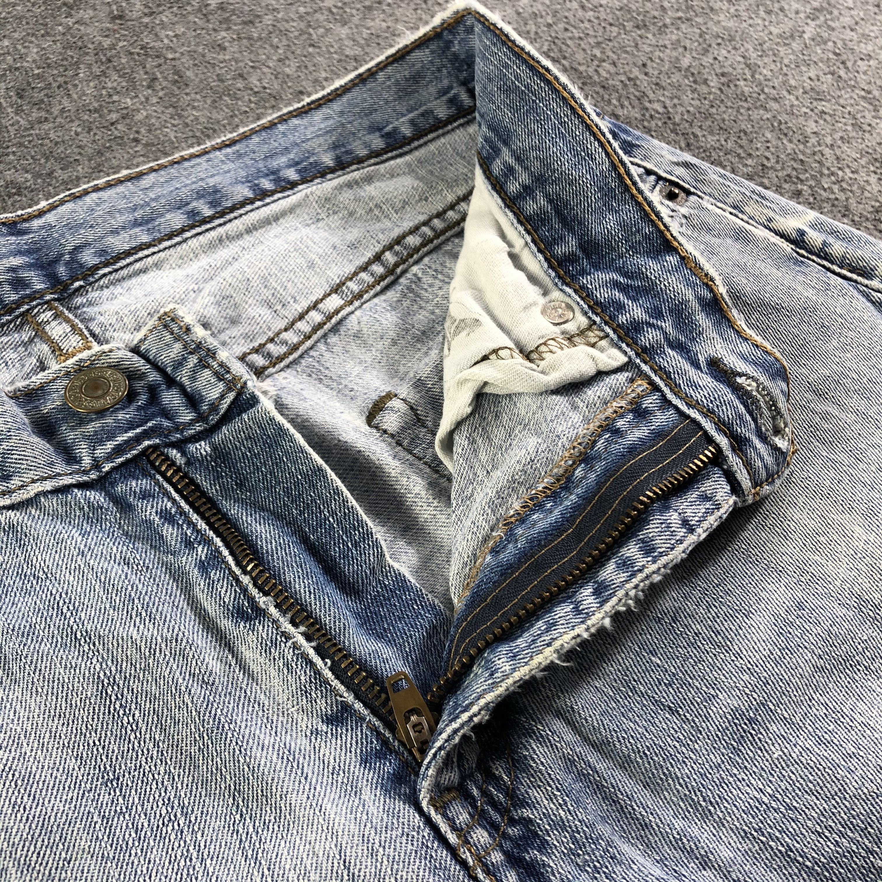 Levi's Vintage Blue Wash Levis 514 Jeans-J3106 Size US 30 / EU 46 - 8 Thumbnail