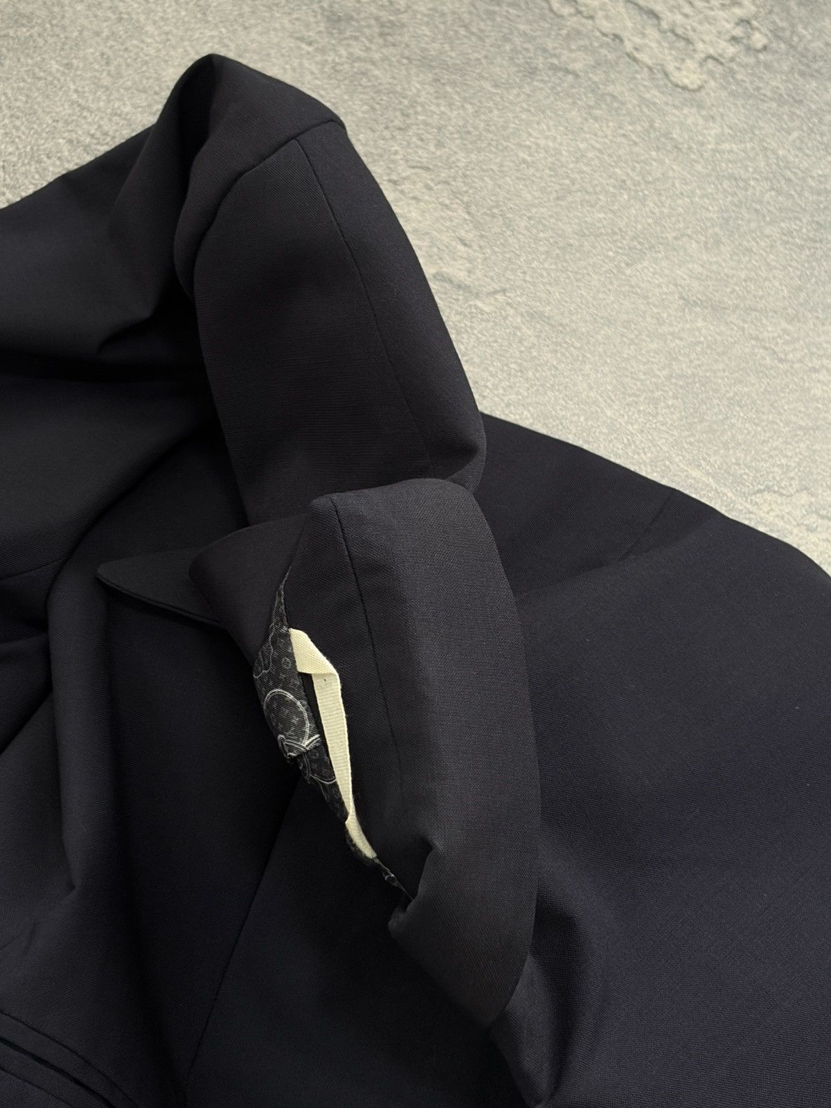 Louis Vuitton Louis Vuitton Uniforms Blazer Peak Lapel Monogram Lining 50 Size 40R - 14 Thumbnail