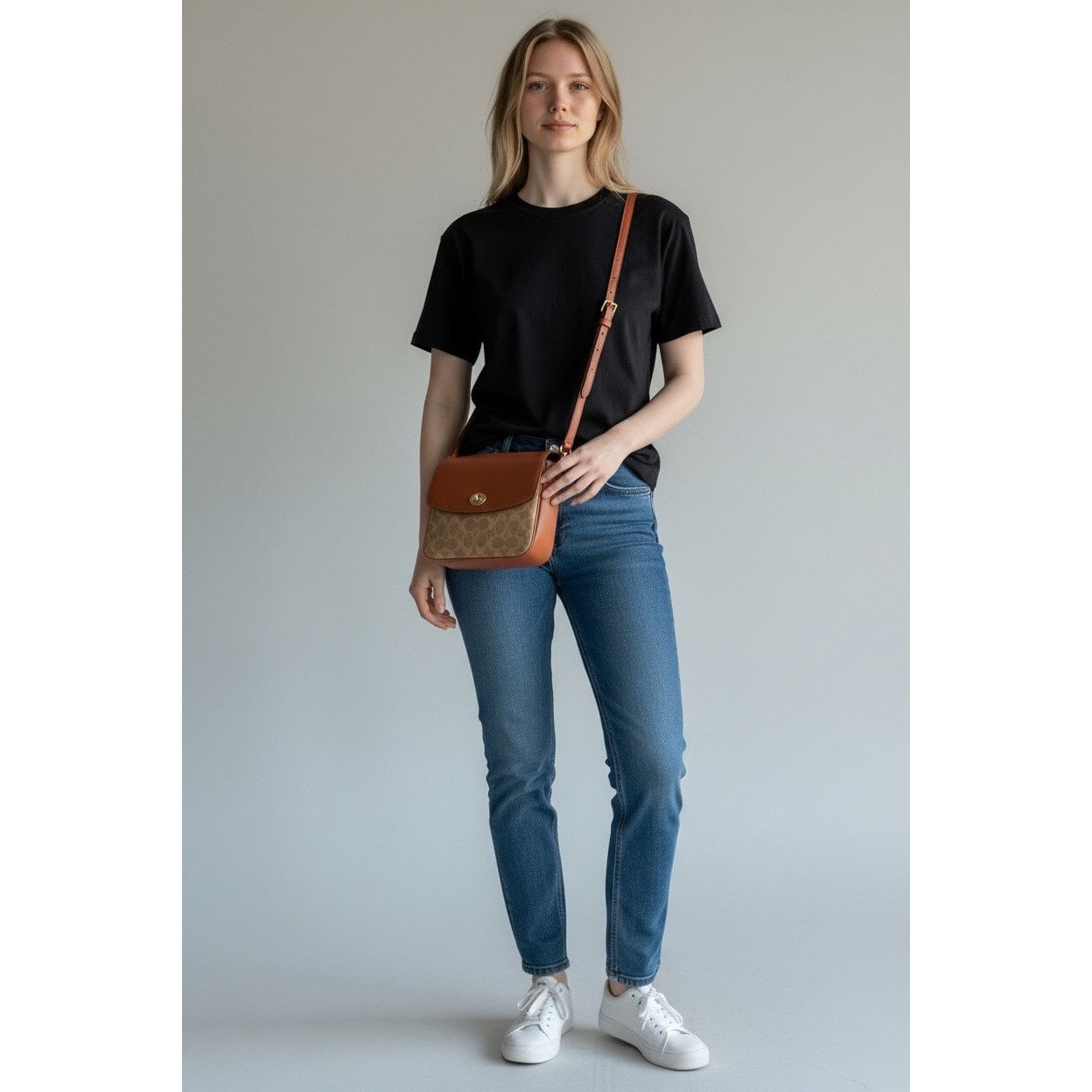 Coach Coach Cassie Crossbody Bag 19 In Signature Canvas Size ONE SIZE - 2 Thumbnail