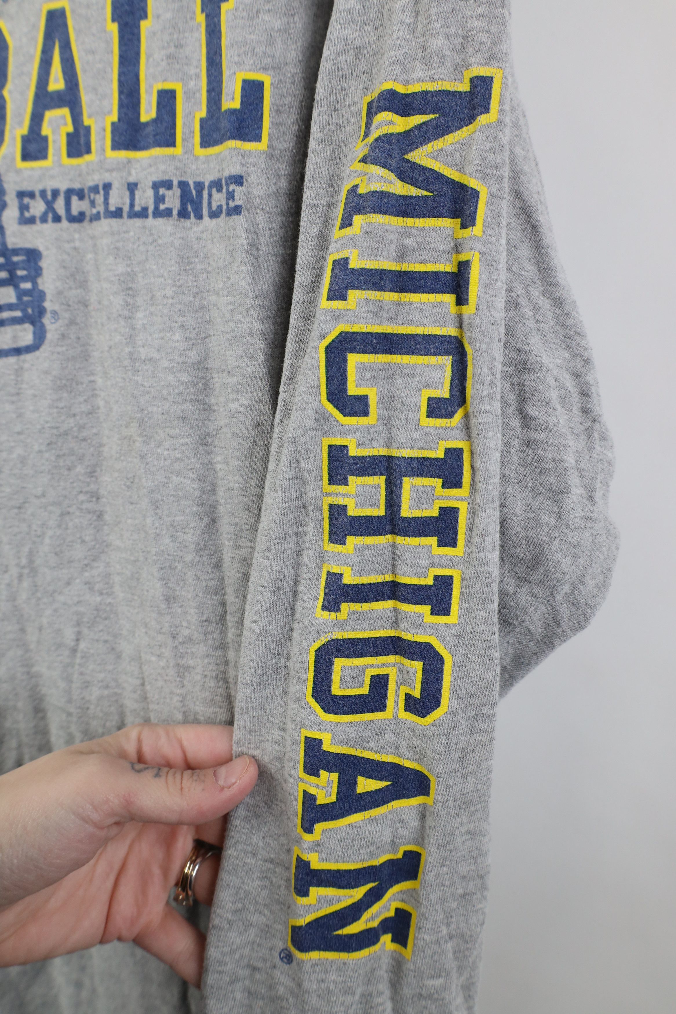 Vintage Vintage University of Michigan Football Long Sleeve T-Shirt Size US XL / EU 56 / 4 - 6 Thumbnail