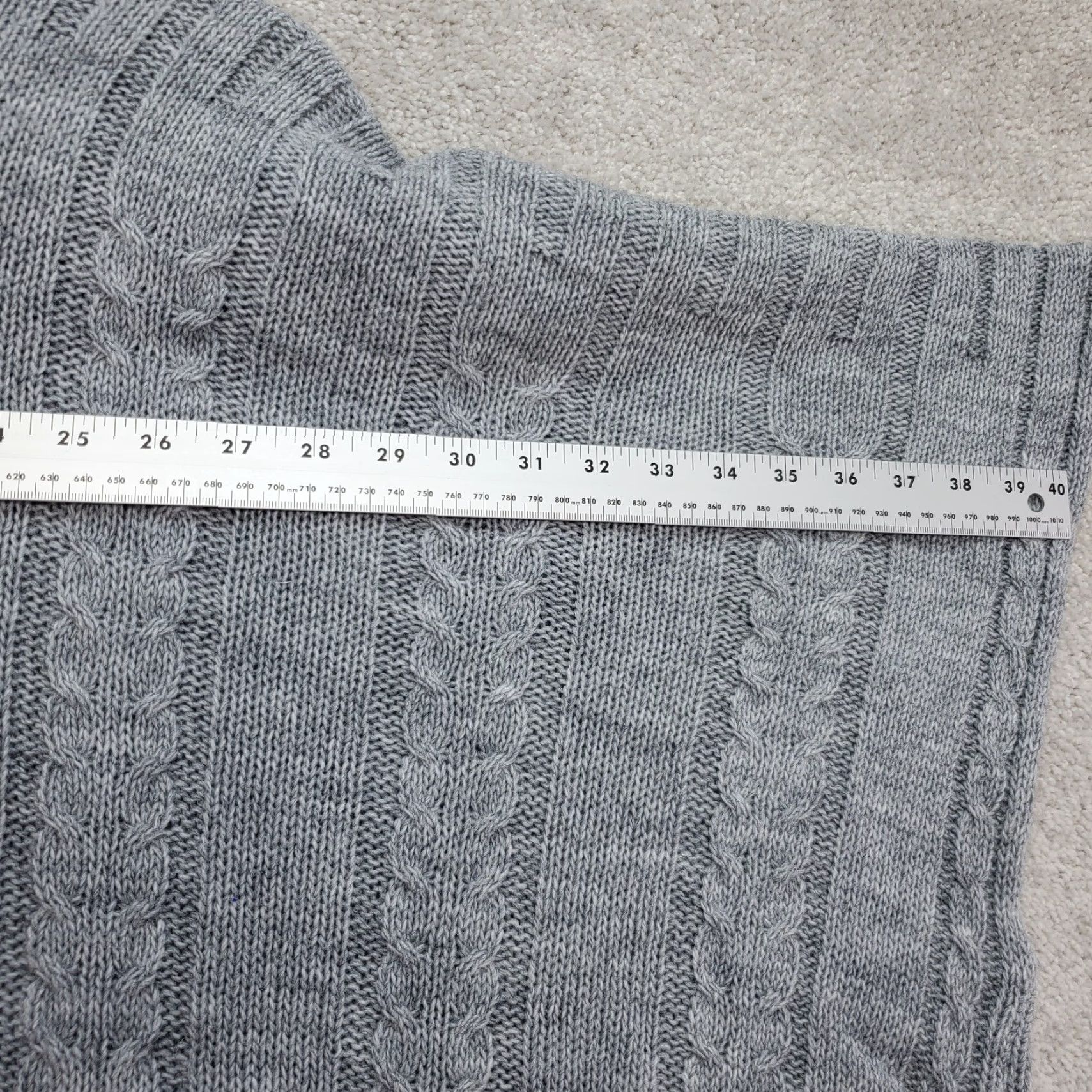 Vintage VINTAGE Maison Pholya Sweater Vest Women S/M Gray Acrylic Cable Knit Turtleneck Pullover Size S / US 4 / IT 40 - 7 Thumbnail