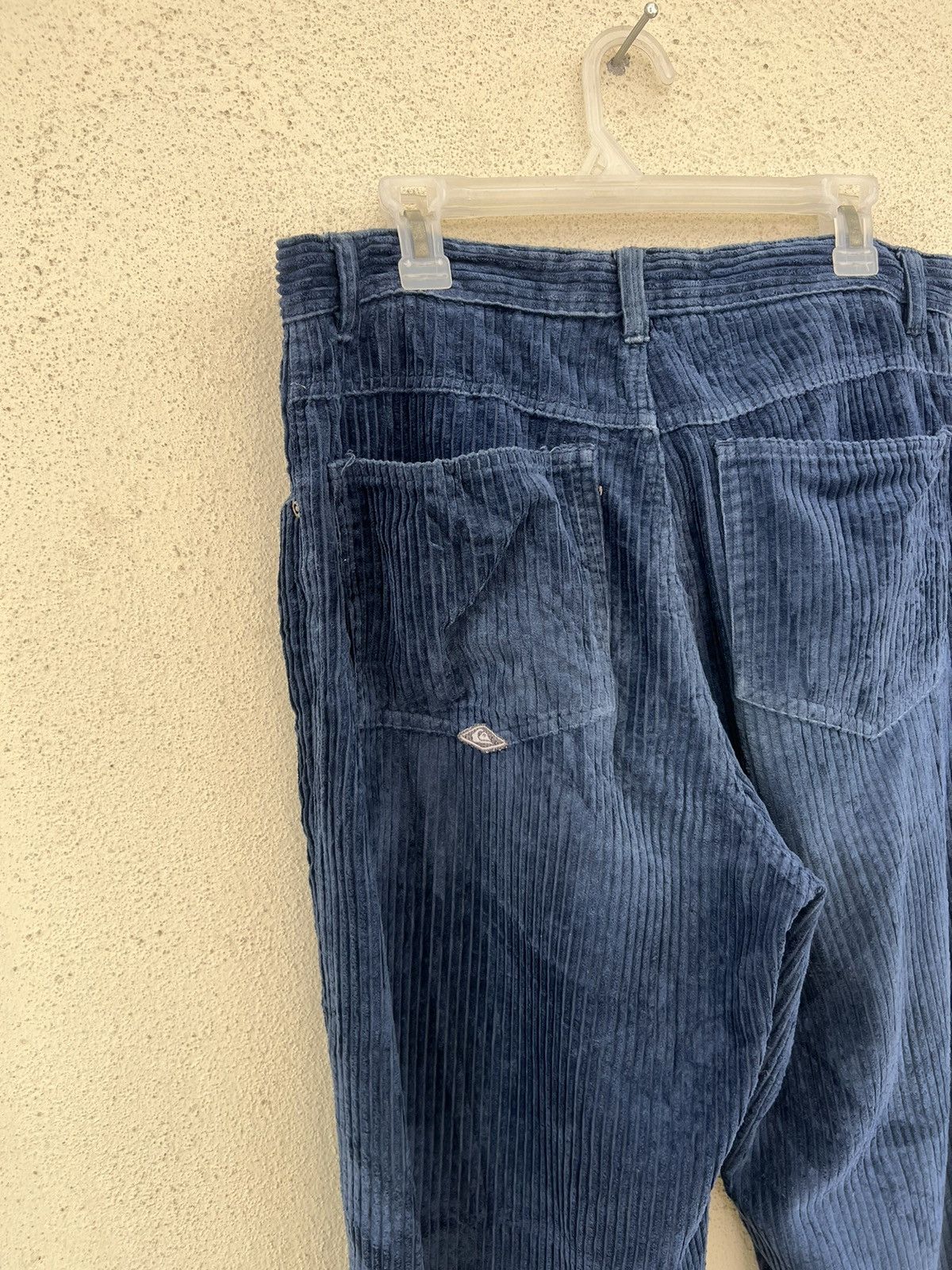Quiksilver Vintage 90s Quiksilver Corduroy Baggy Trouser Pant Size US 33 - 15 Thumbnail