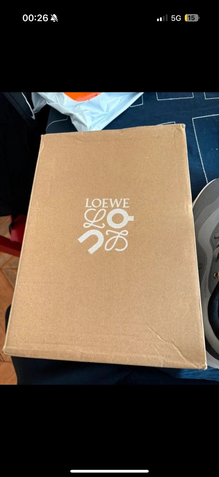 Loewe × On On X Loewe Size US 9 / EU 42 - 4 Thumbnail