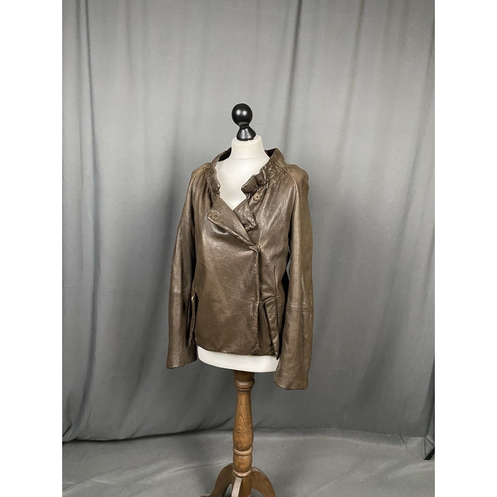 Marni MINT! Marni Women's Brown High Neck Leather Jacket Size 38 Size XS / US 0-2 / IT 36-38 - 10 Thumbnail