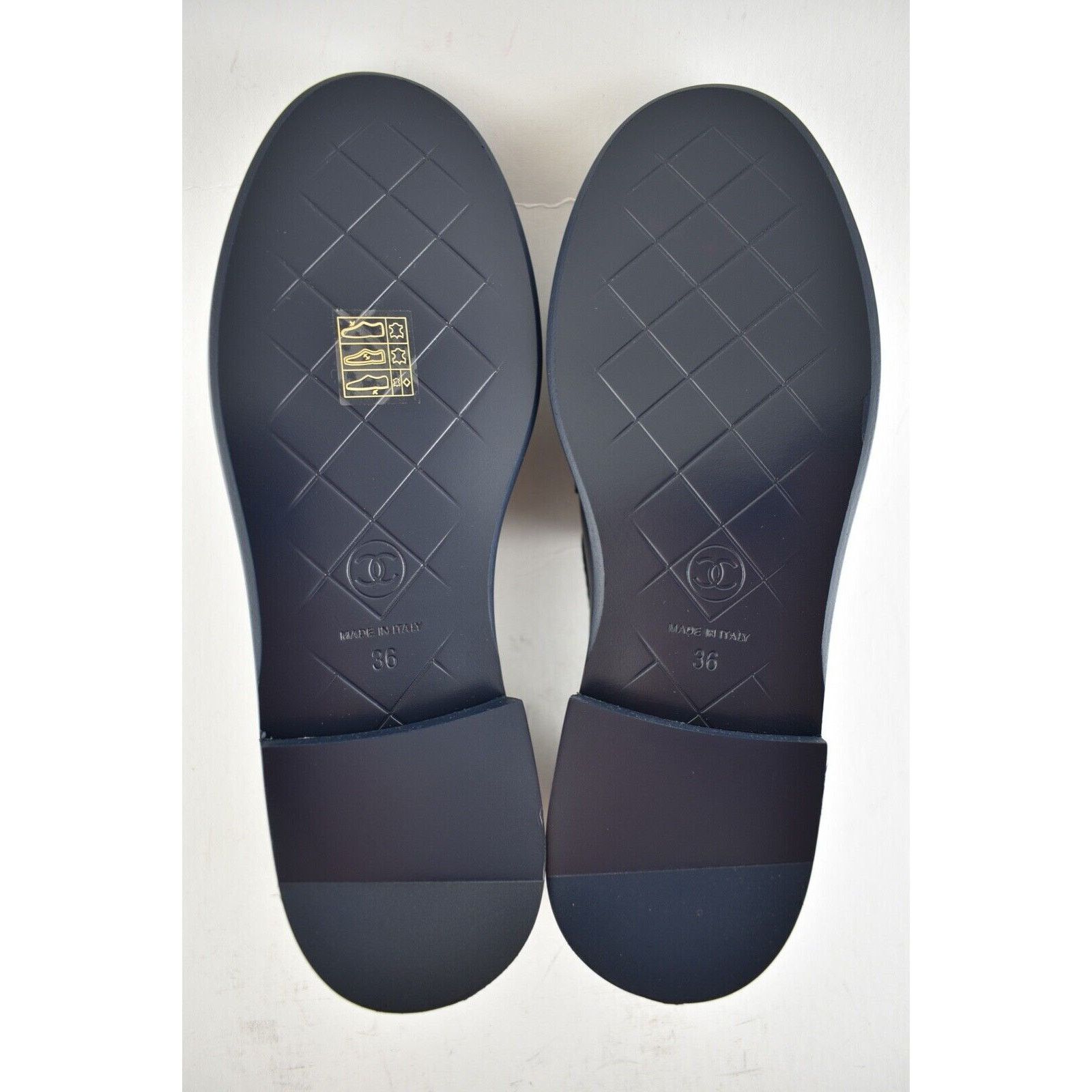 Chanel Chanel Quilted Flap Turnlock Gold Slip On Flat Loafer 36 Size US 6 / IT 36 - 12 Thumbnail