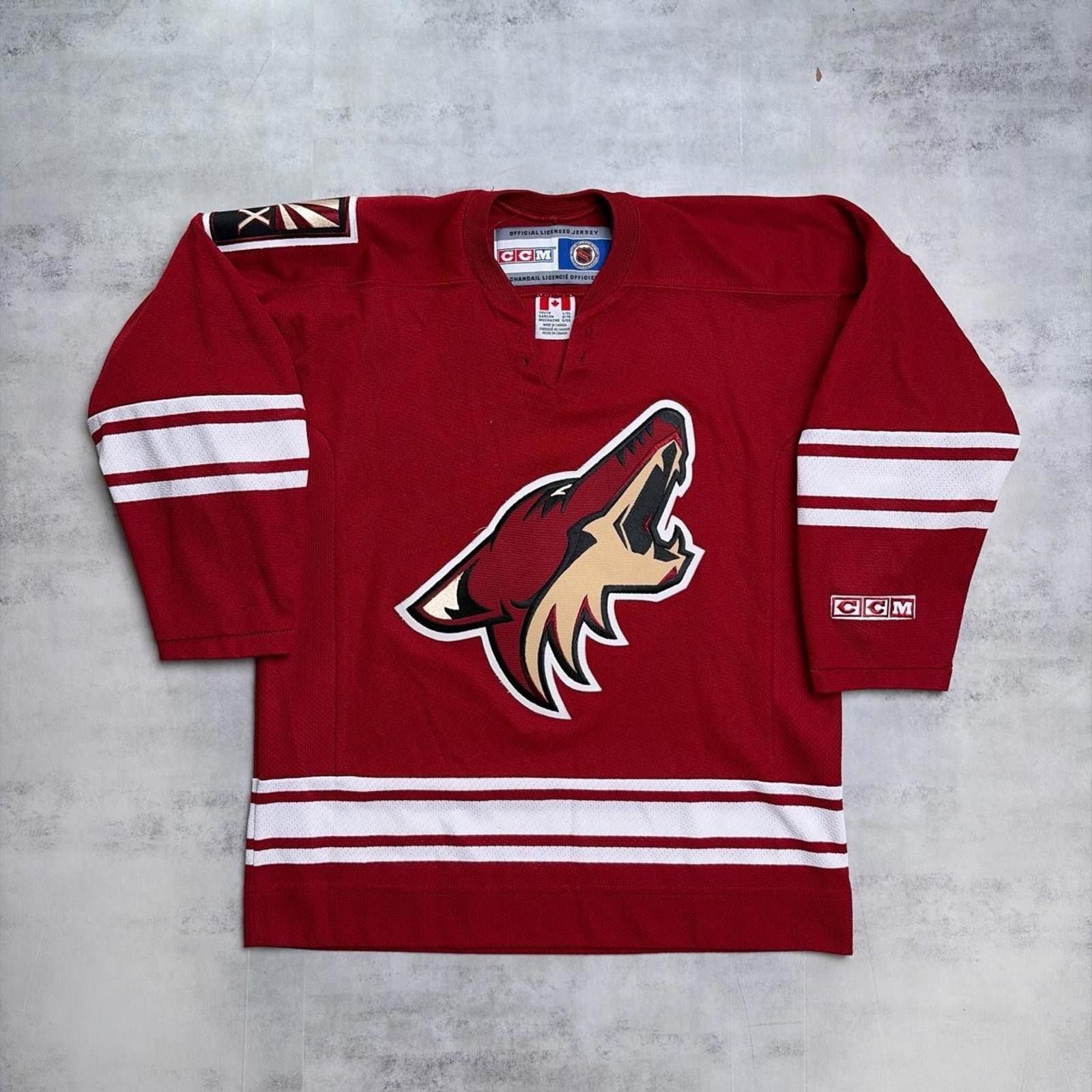 NHL Vintage Phoenix Coyotes NHL CCM Hockey Jersey Size US XS / EU 42 / 0 - 1 Thumbnail