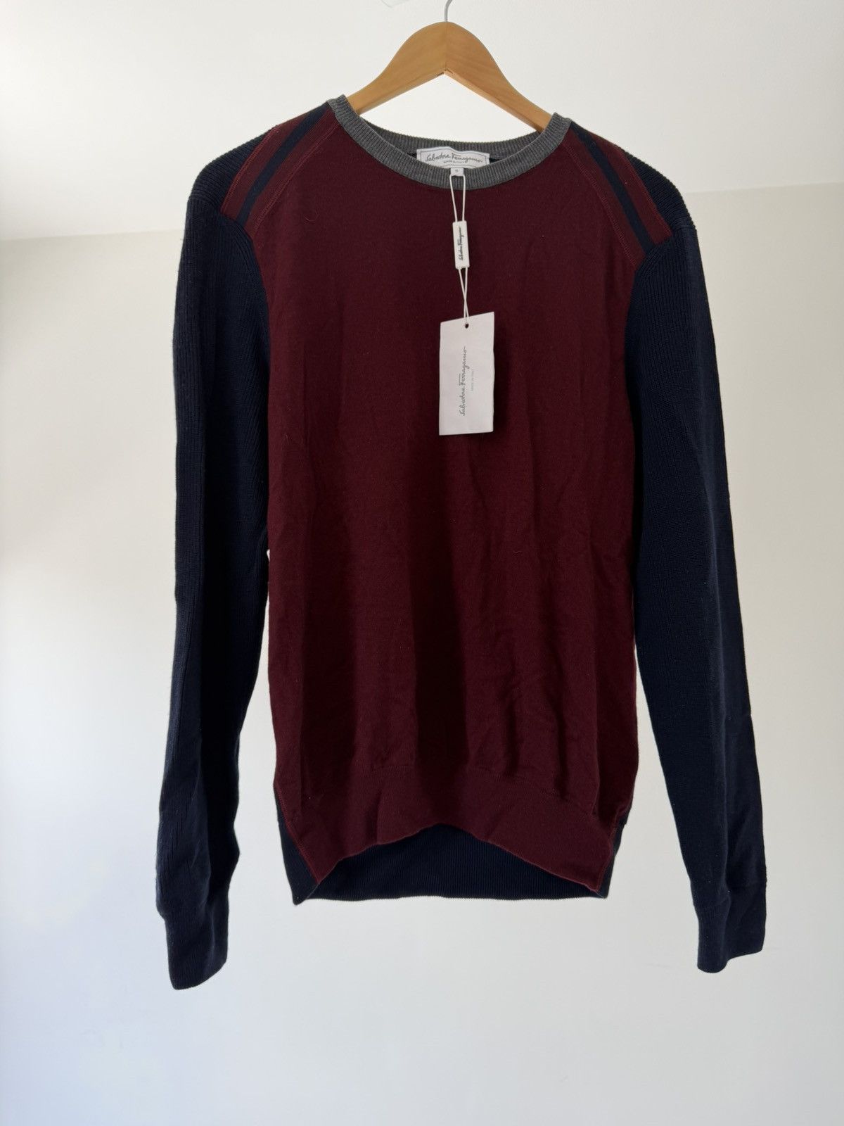 Salvatore Ferragamo Ferragamo Cachemire Sweater Size US S / EU 44-46 / 1 - 1 Thumbnail