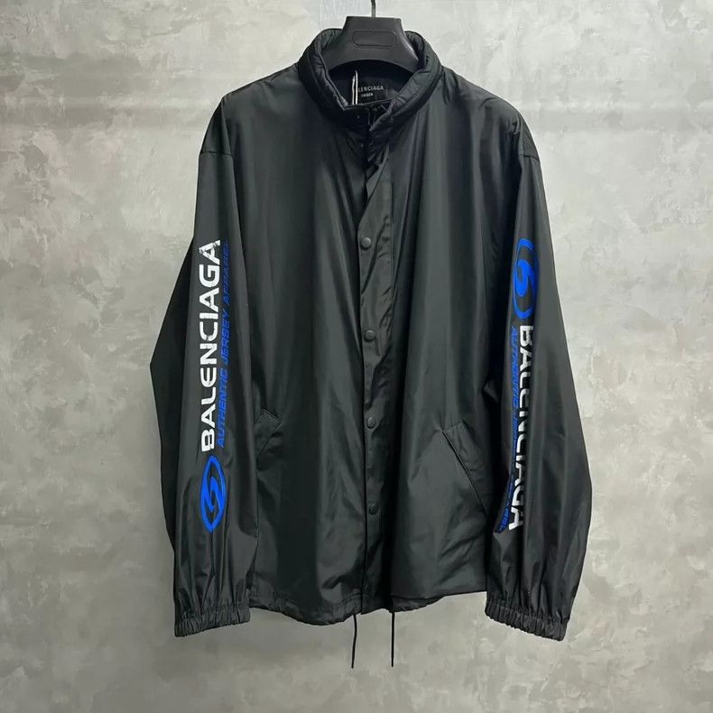 Balenciaga Balenciaga Black brand logo printed round neck button long Size US S / EU 44-46 / 1 - 1 Thumbnail