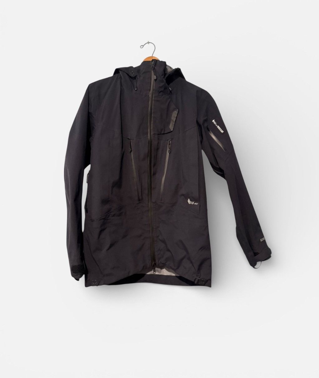 Burton Burton AK457 Japan Guide Gore-Tex Pro Jacket Black 2014 Size US L / EU 52-54 / 3 - 1 Thumbnail