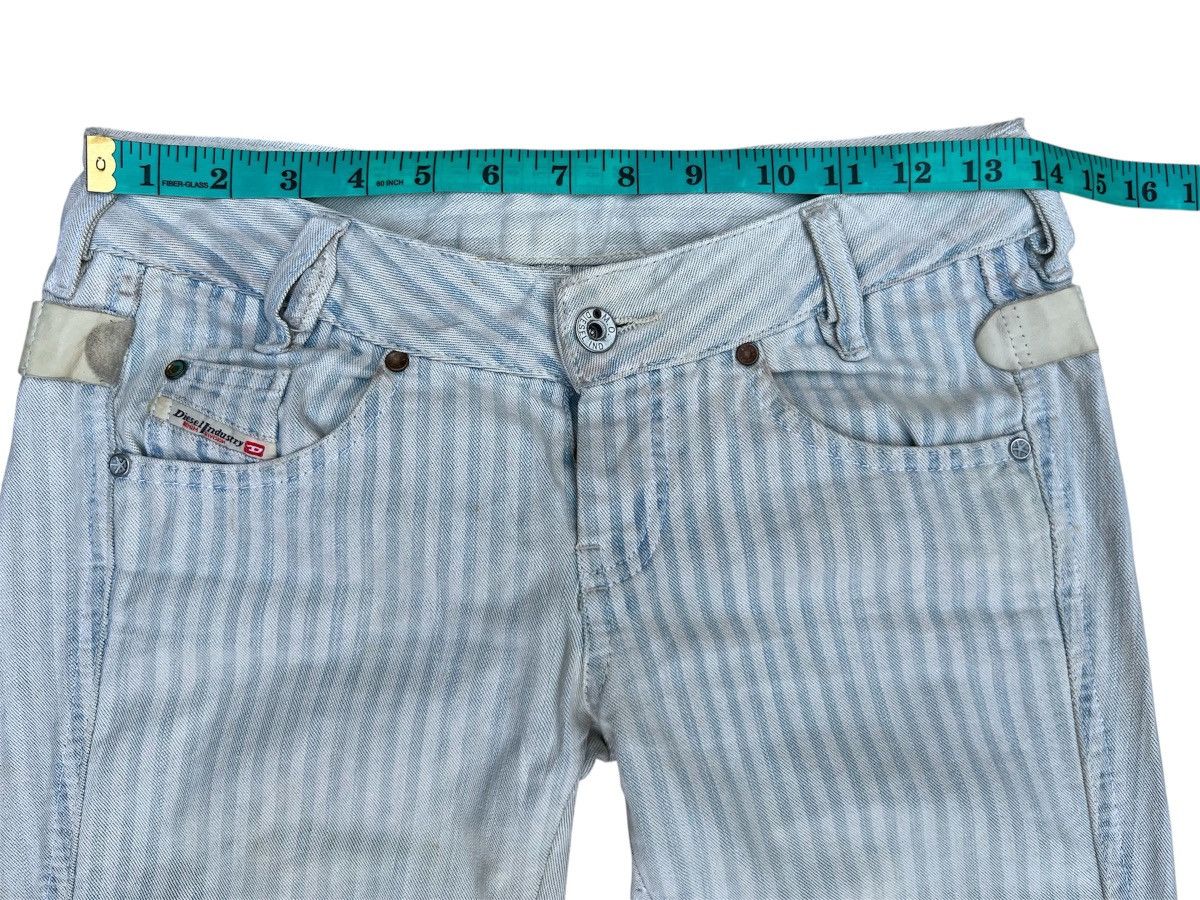 Diesel DIESEL Striped Flare Jeans Y2K Aesthetic W26 Size 26" / US 2 / IT 38 - 14 Thumbnail