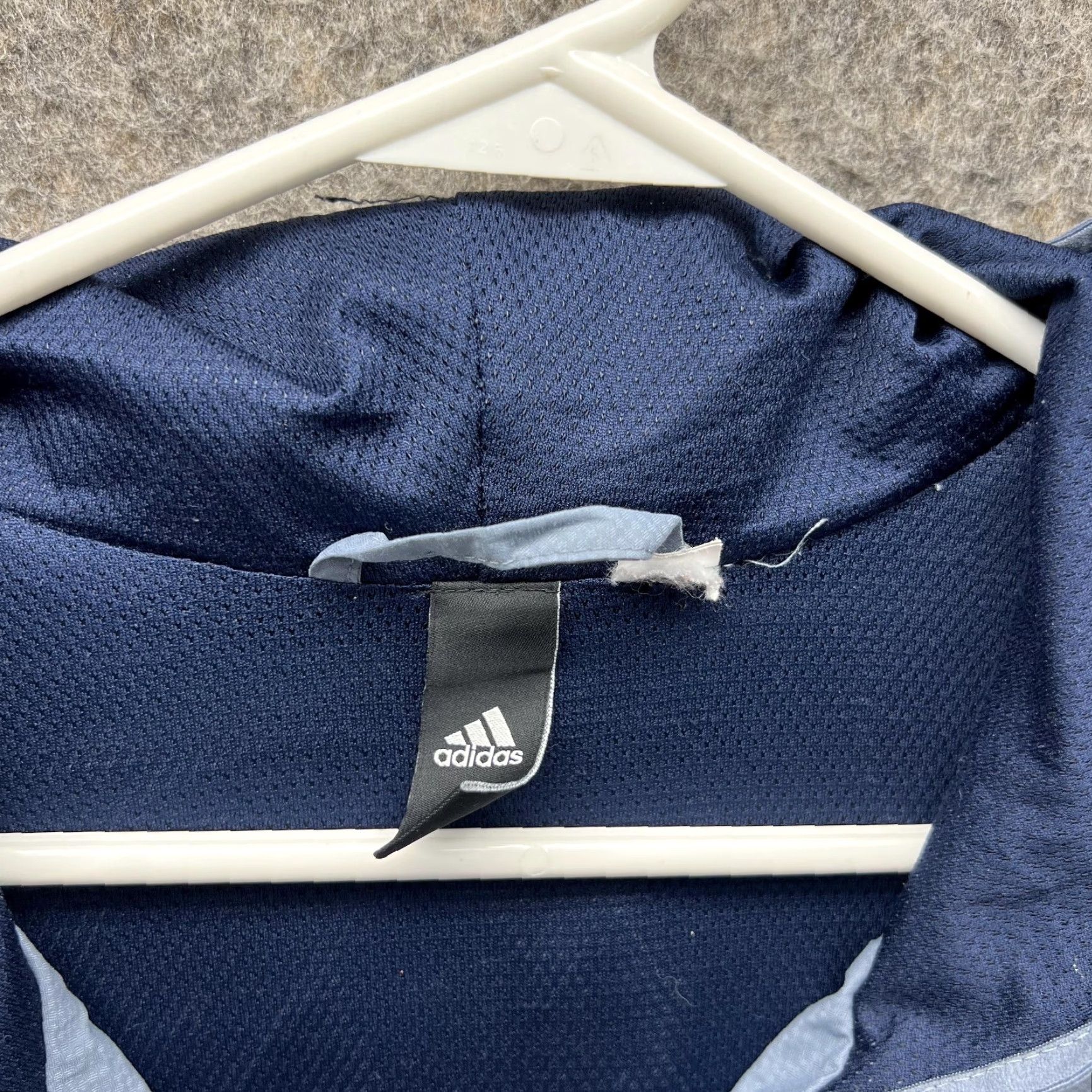 Adidas VINTAGE adidas Sweater Men Large Blue Hoodie Full Zip Trefoil Jacket Windbreaker Velvety? (Note: Original words only; condition warning) Size US L / EU 52-54 / 3 - 5 Thumbnail