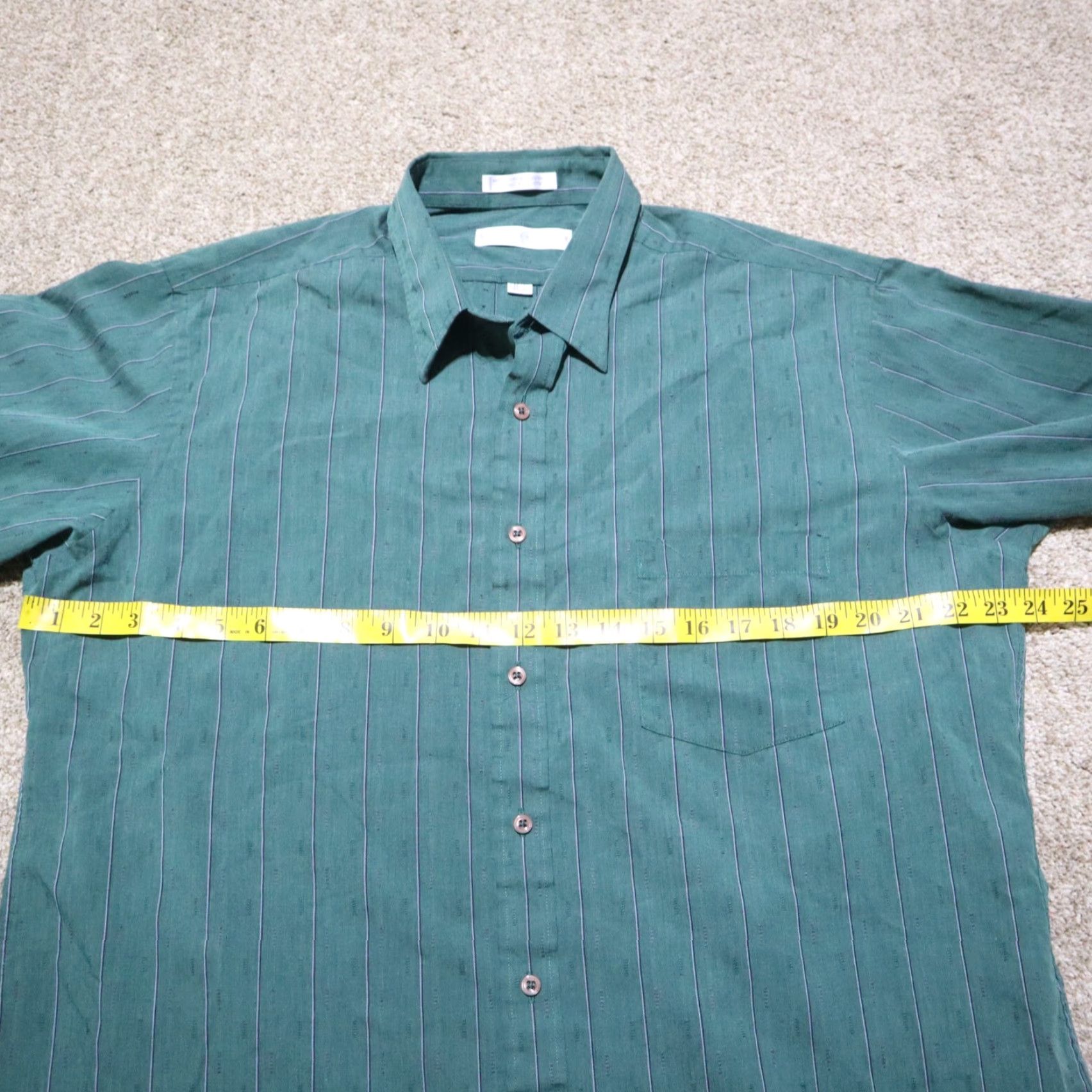 Geoffrey Beene Geoffrey Beene Shirt Men 16.5 Green Long Sleeve Button-Up Adult Regular Size 16.5 Men Green Classic Button-Up Shirt Size 46R - 4 Thumbnail