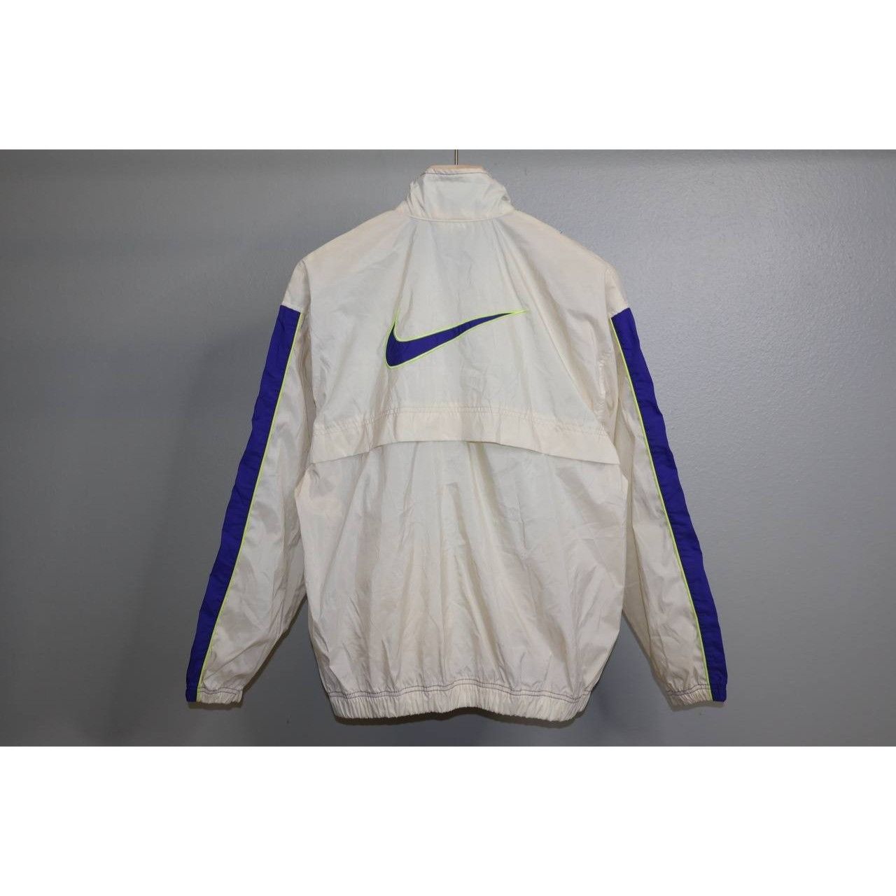 Nike VTG Nike Track Jacket Womens M White Blue Embroidery Size M / US 6-8 / IT 42-44 - 2 Thumbnail